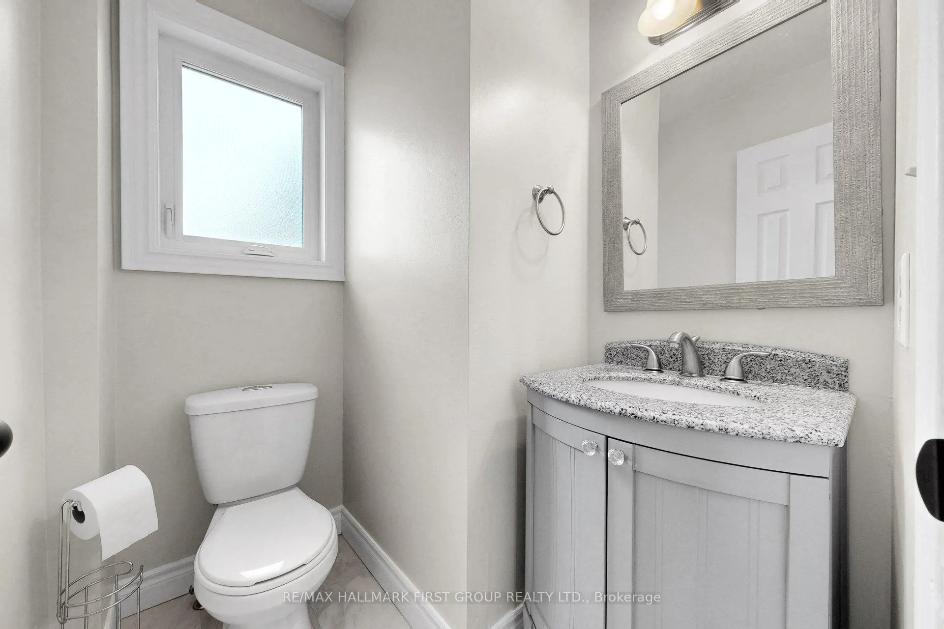 Photo 9 of Unit Upper, 1443 Connery Crescent, Oshawa, Lakeview — HOMEH