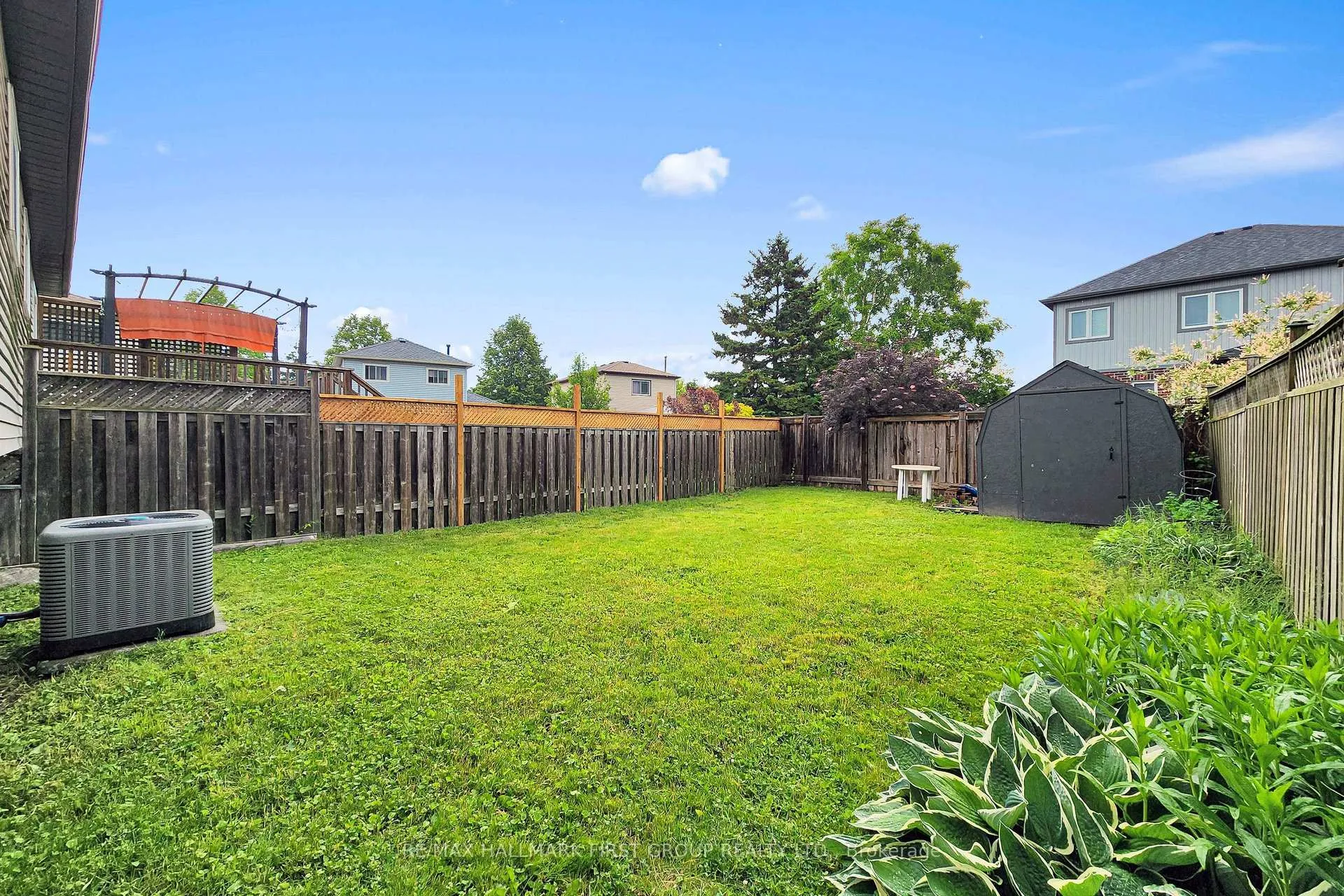 Photo 15 of Unit Upper, 1443 Connery Crescent, Oshawa, Lakeview — HOMEH