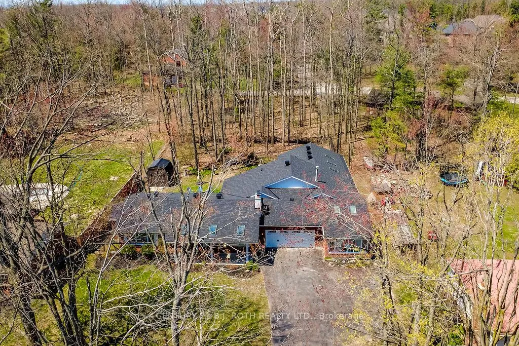 Photo 3 of 1078 Sunnidale Road, Springwater, Centre Vespra — HOMEH