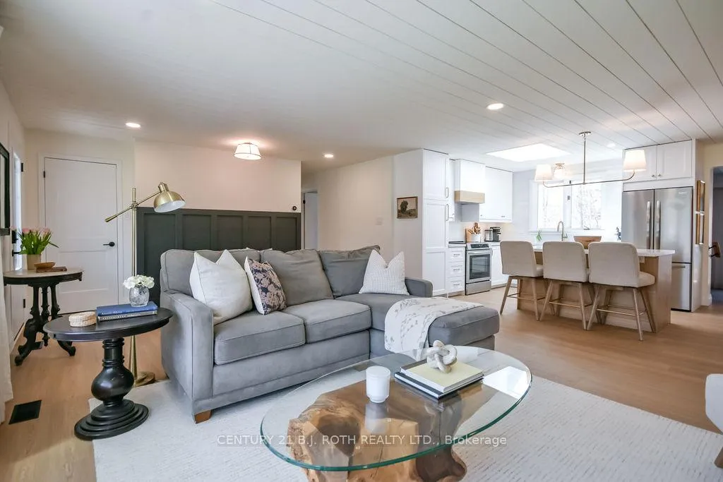 Photo 6 of 1078 Sunnidale Road, Springwater, Centre Vespra — HOMEH