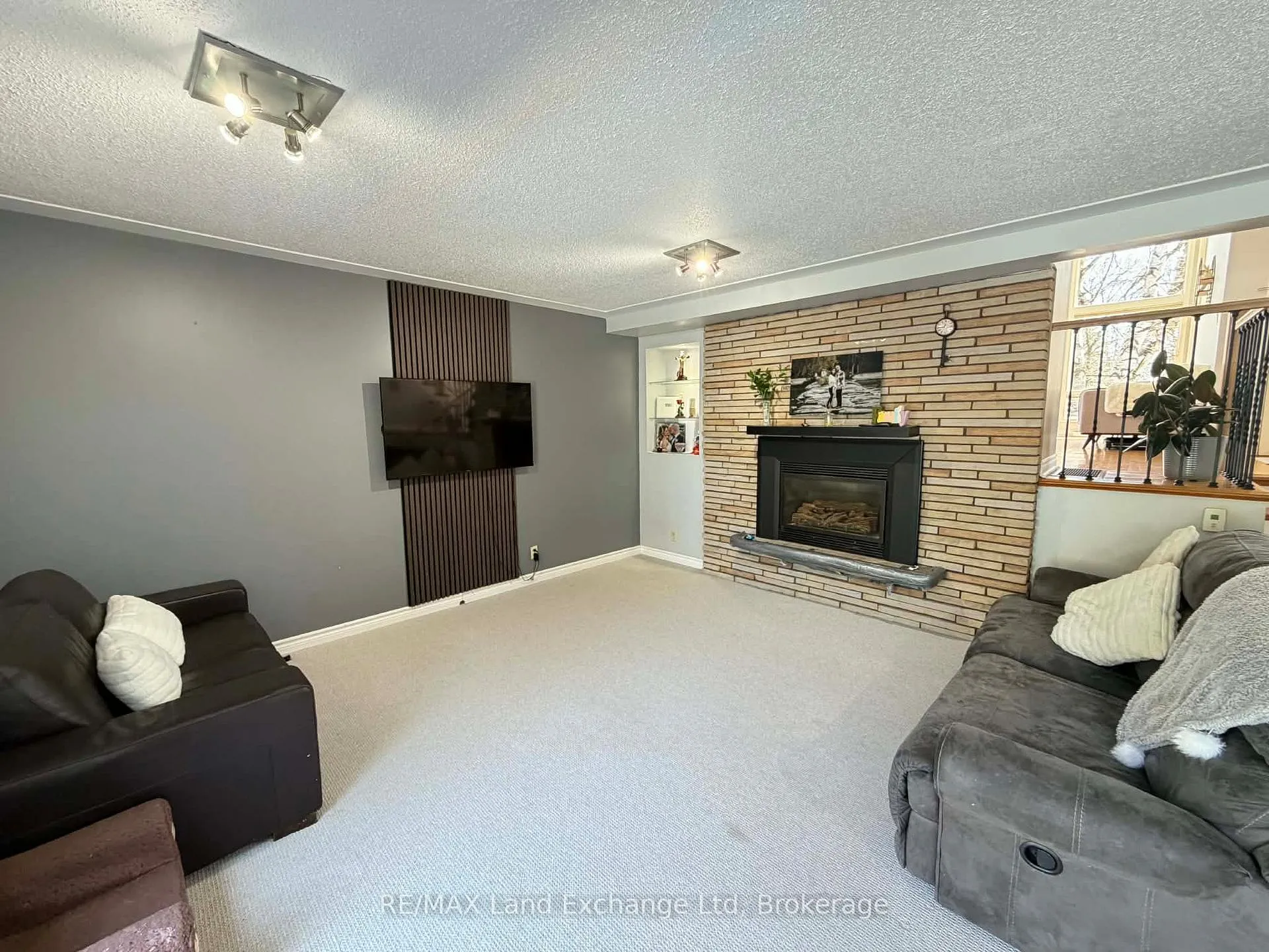 Photo 11 of 320 Summit Drive, North Huron, Wingham — HOMEH