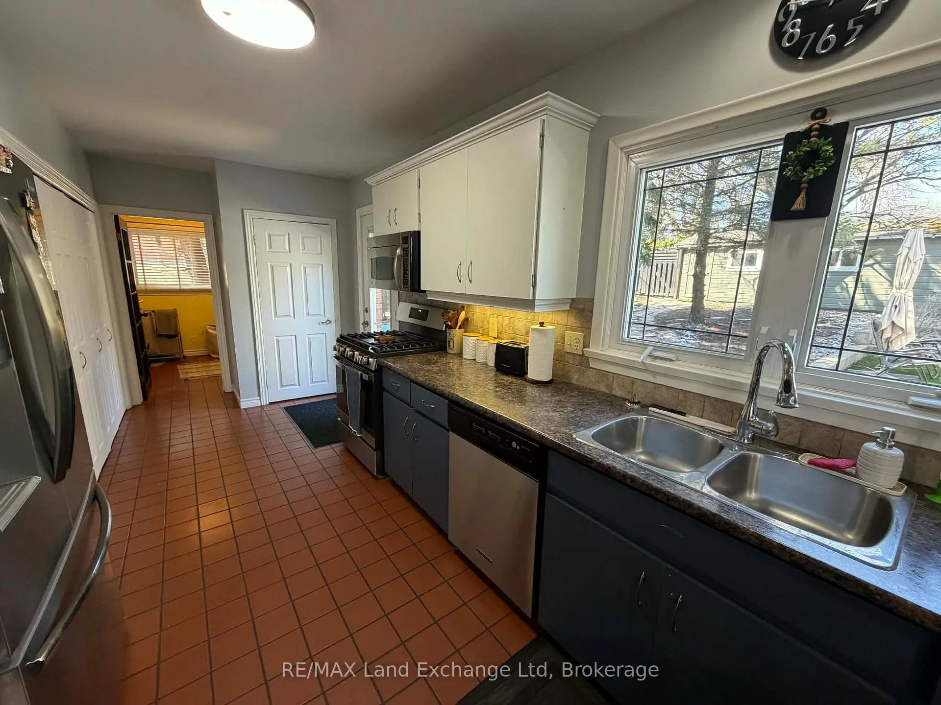 Photo 15 of 320 Summit Drive, North Huron, Wingham — HOMEH