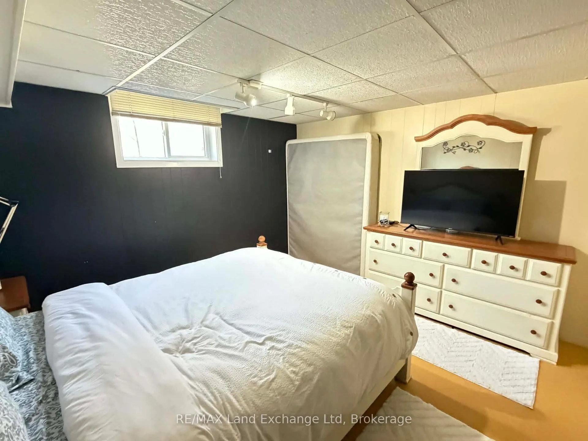 Photo 30 of 320 Summit Drive, North Huron, Wingham — HOMEH