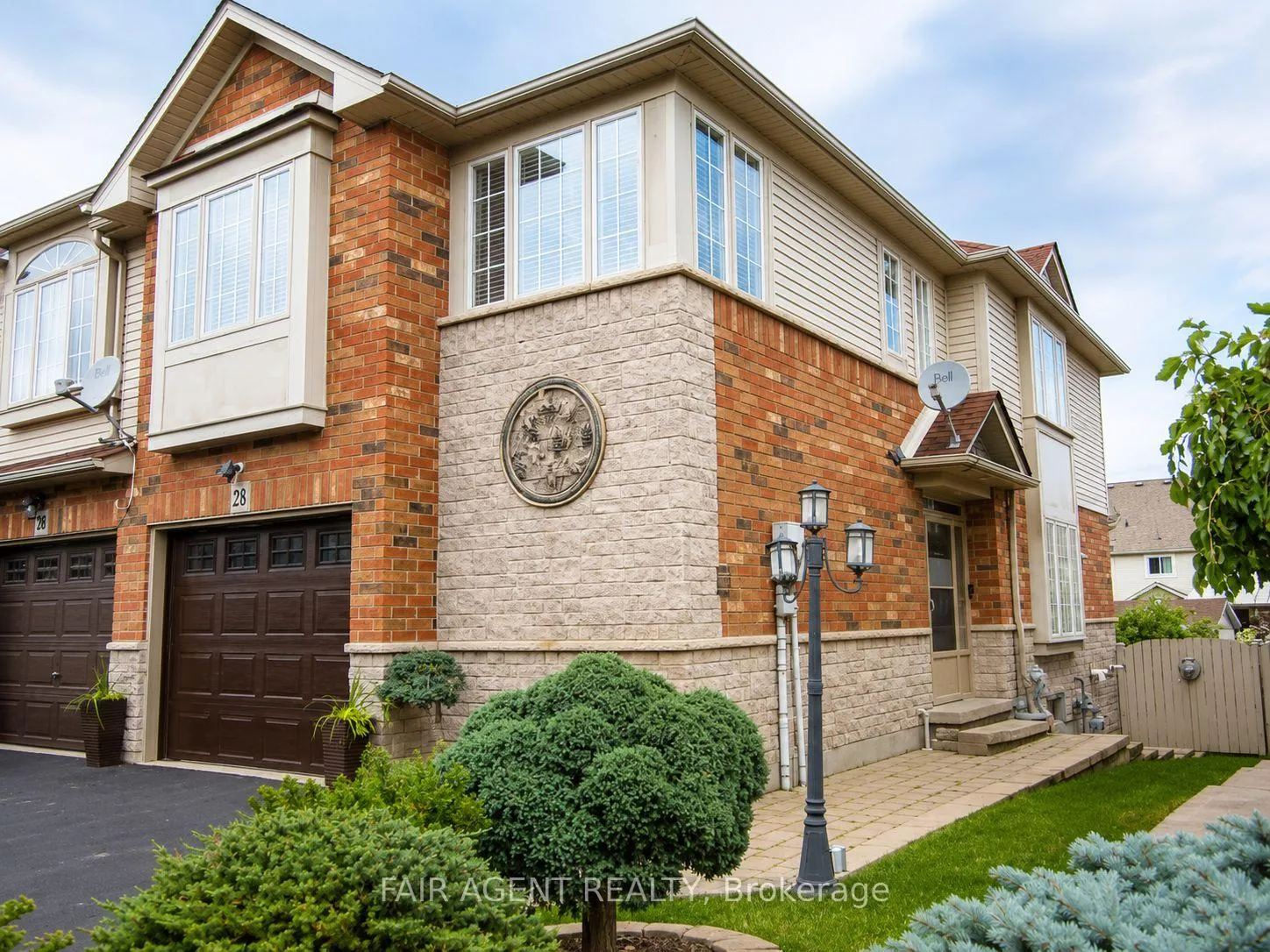 Photo 2 of 28 Elderberry Avenue, Grimsby, Grimsby West — HOMEH