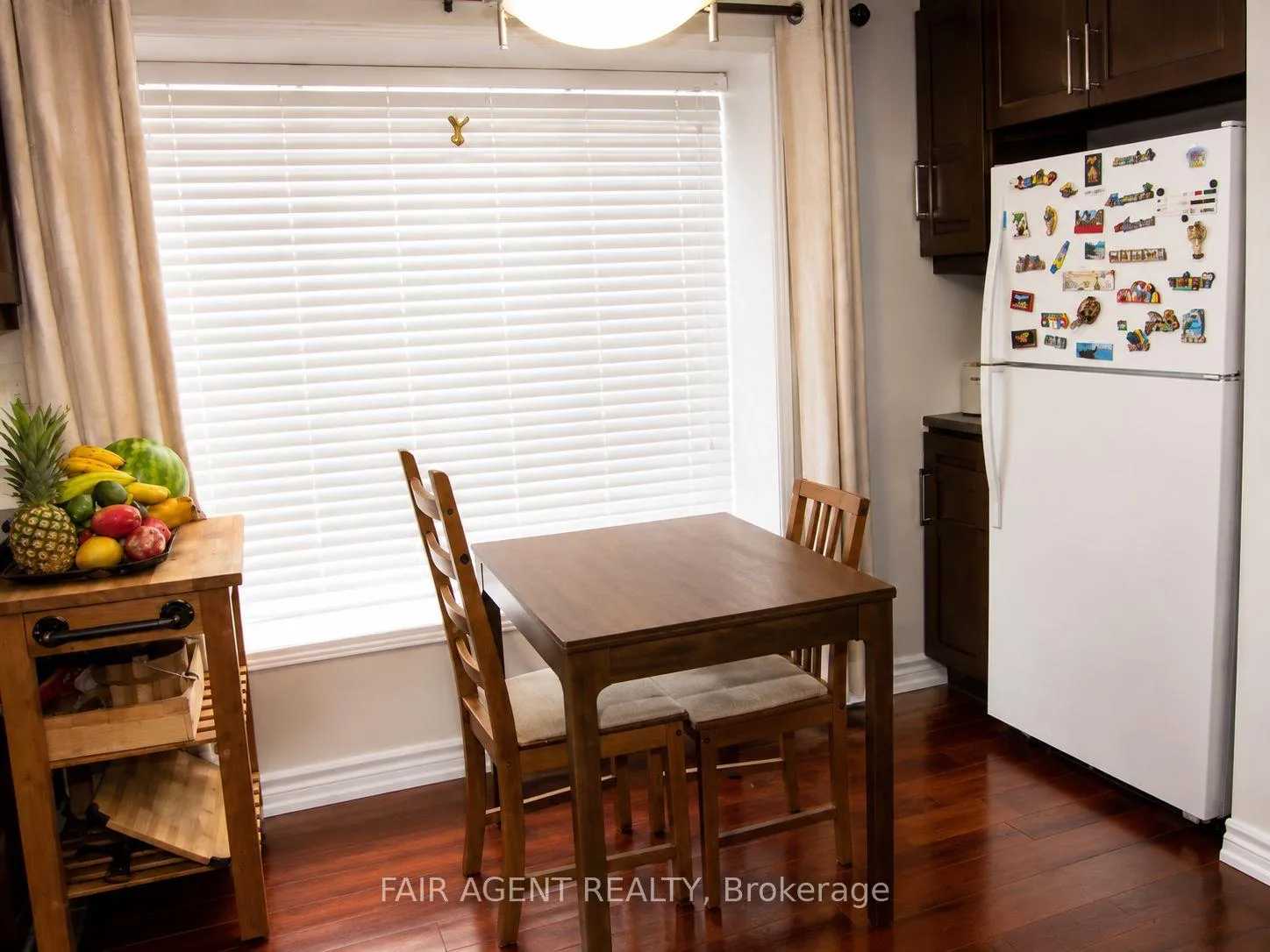Photo 5 of 28 Elderberry Avenue, Grimsby, Grimsby West — HOMEH