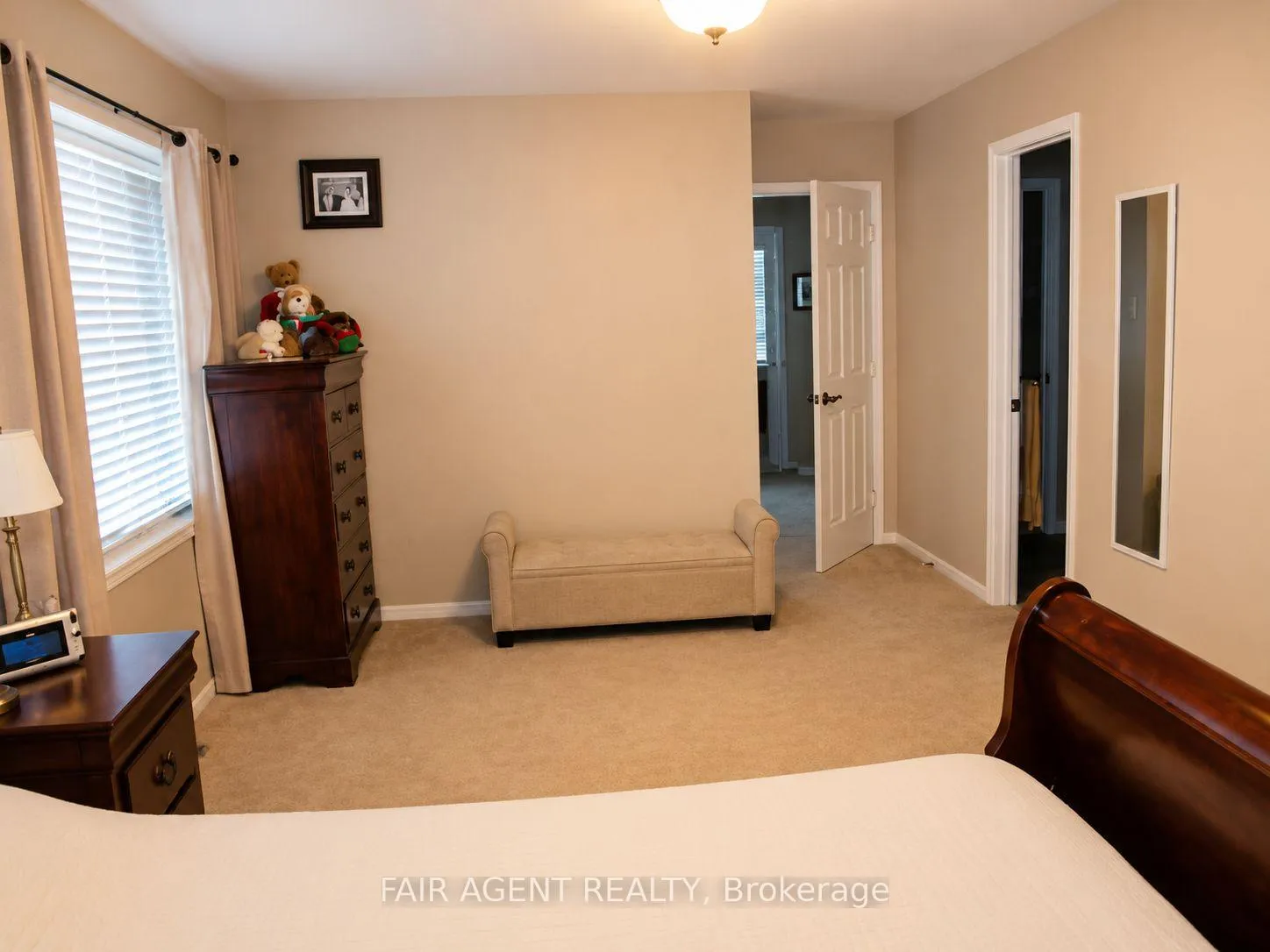 Photo 15 of 28 Elderberry Avenue, Grimsby, Grimsby West — HOMEH