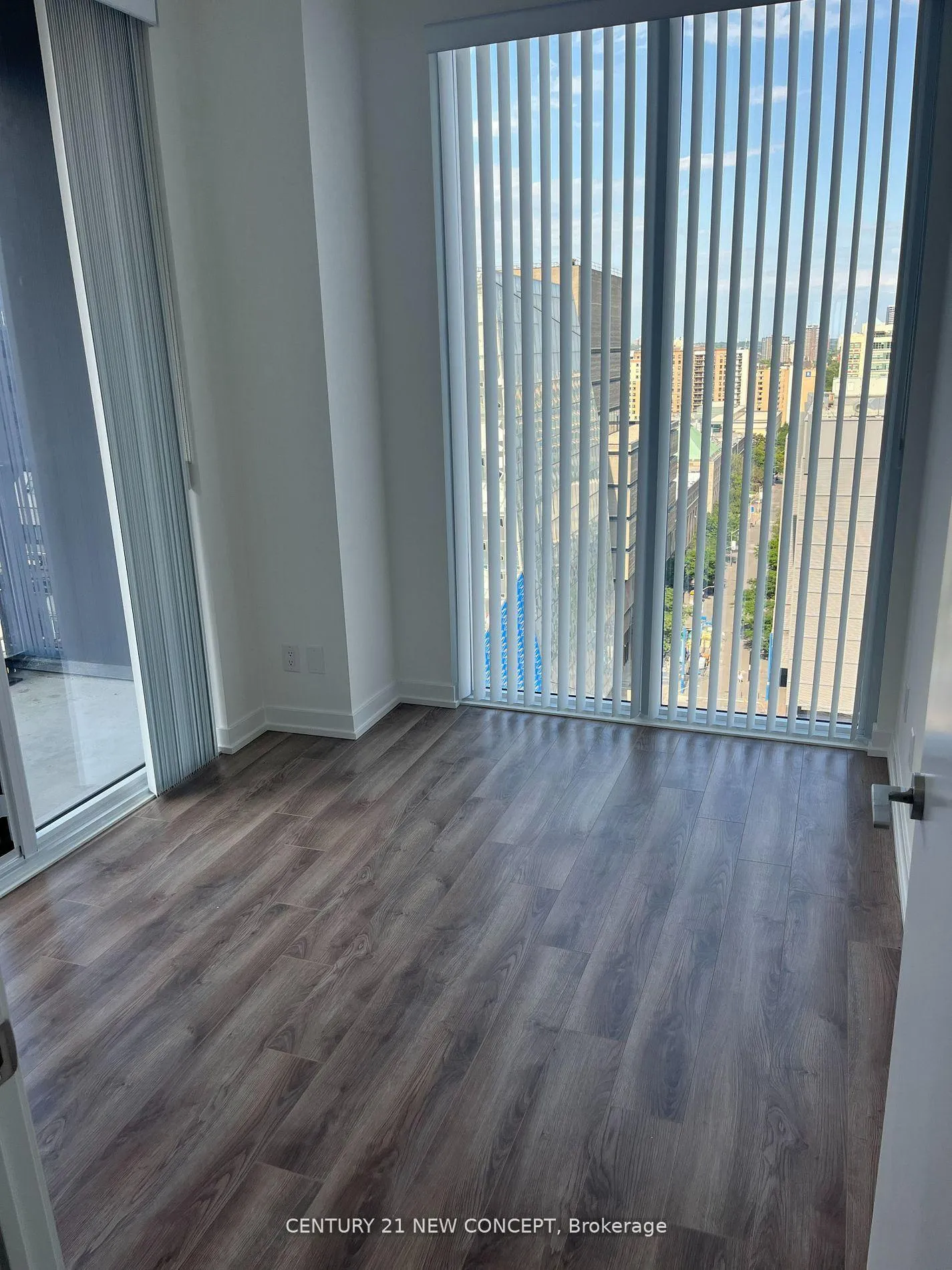 Photo 6 of Unit 1202, 20 Edward Street, Toronto, Bay Street Corridor — HOMEH