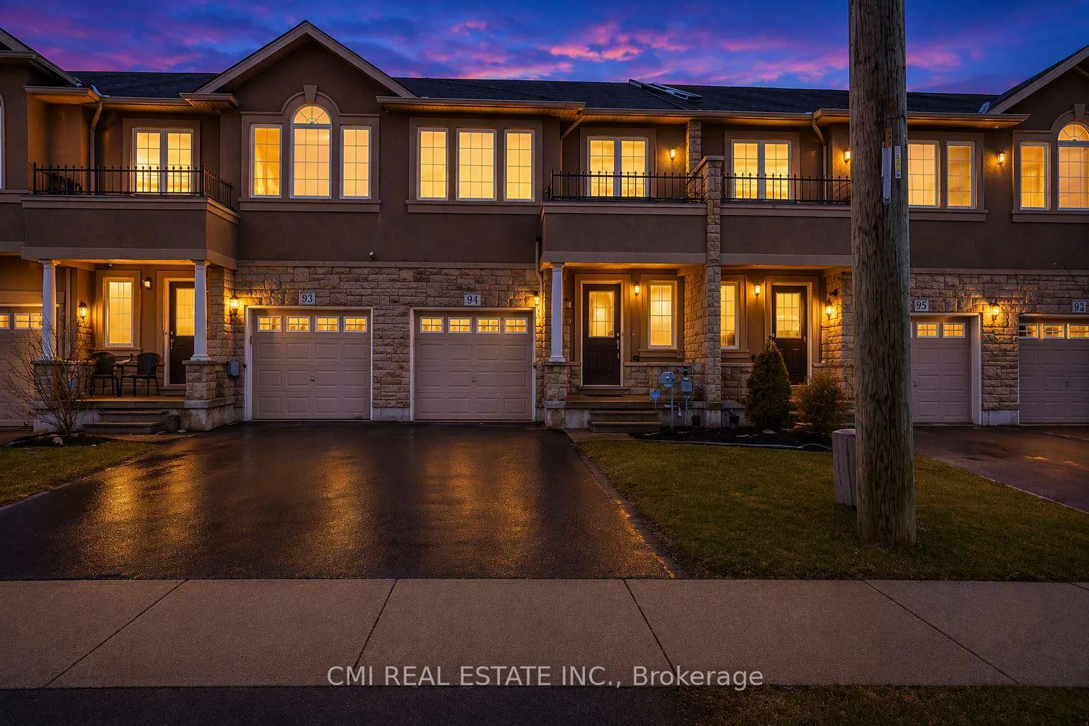 Photo 1 of 93 Penny Lane, Hamilton, Stoney Creek — HOMEH