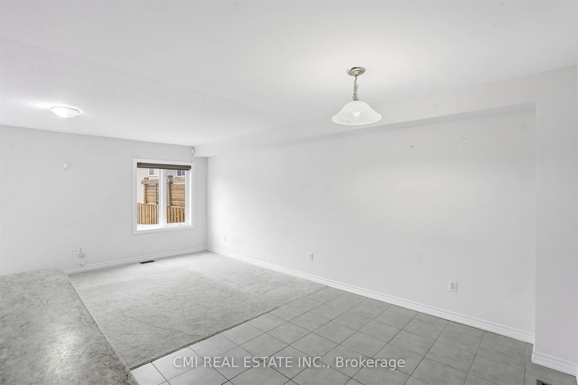 Photo 8 of 93 Penny Lane, Hamilton, Stoney Creek — HOMEH