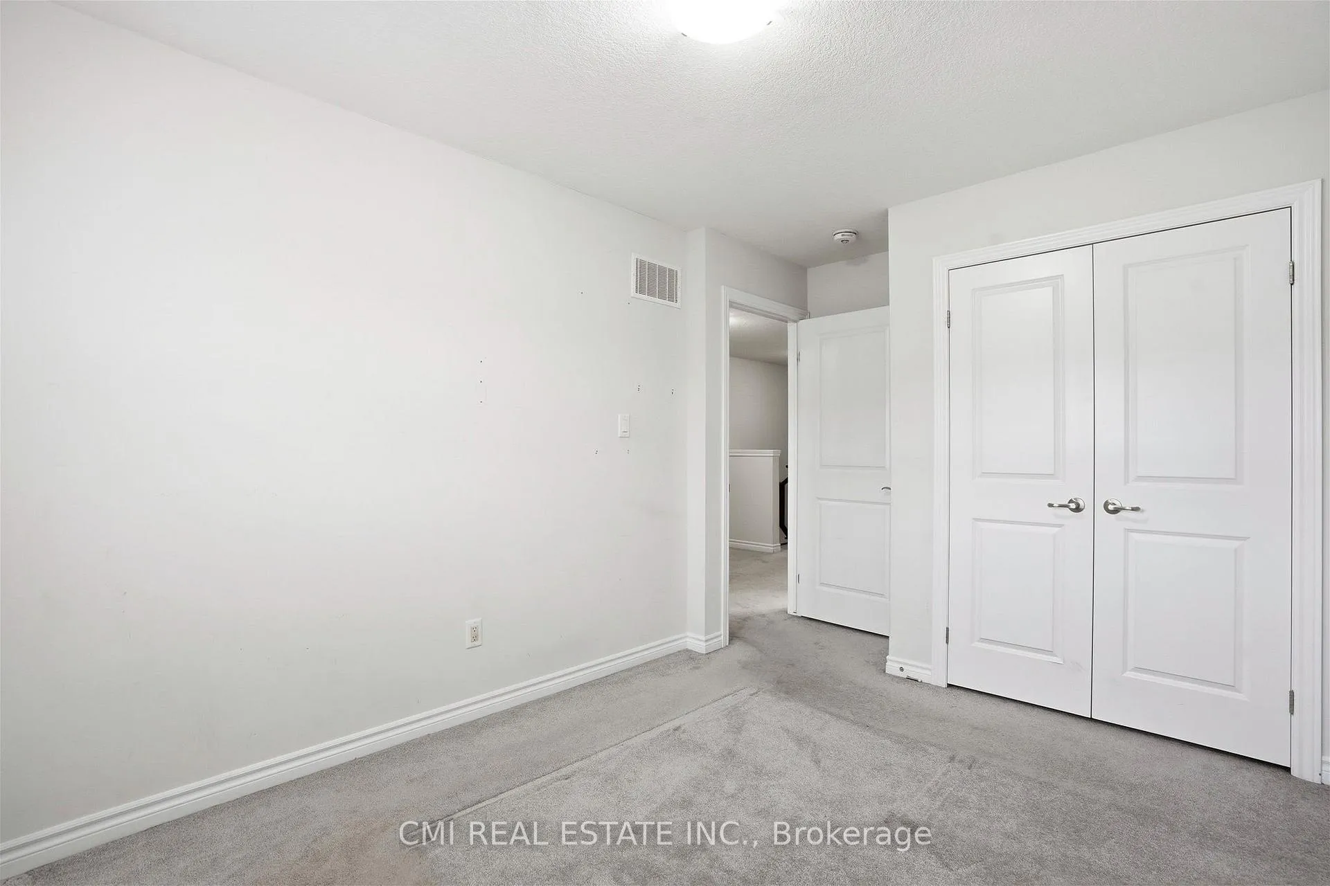 Photo 20 of 93 Penny Lane, Hamilton, Stoney Creek — HOMEH