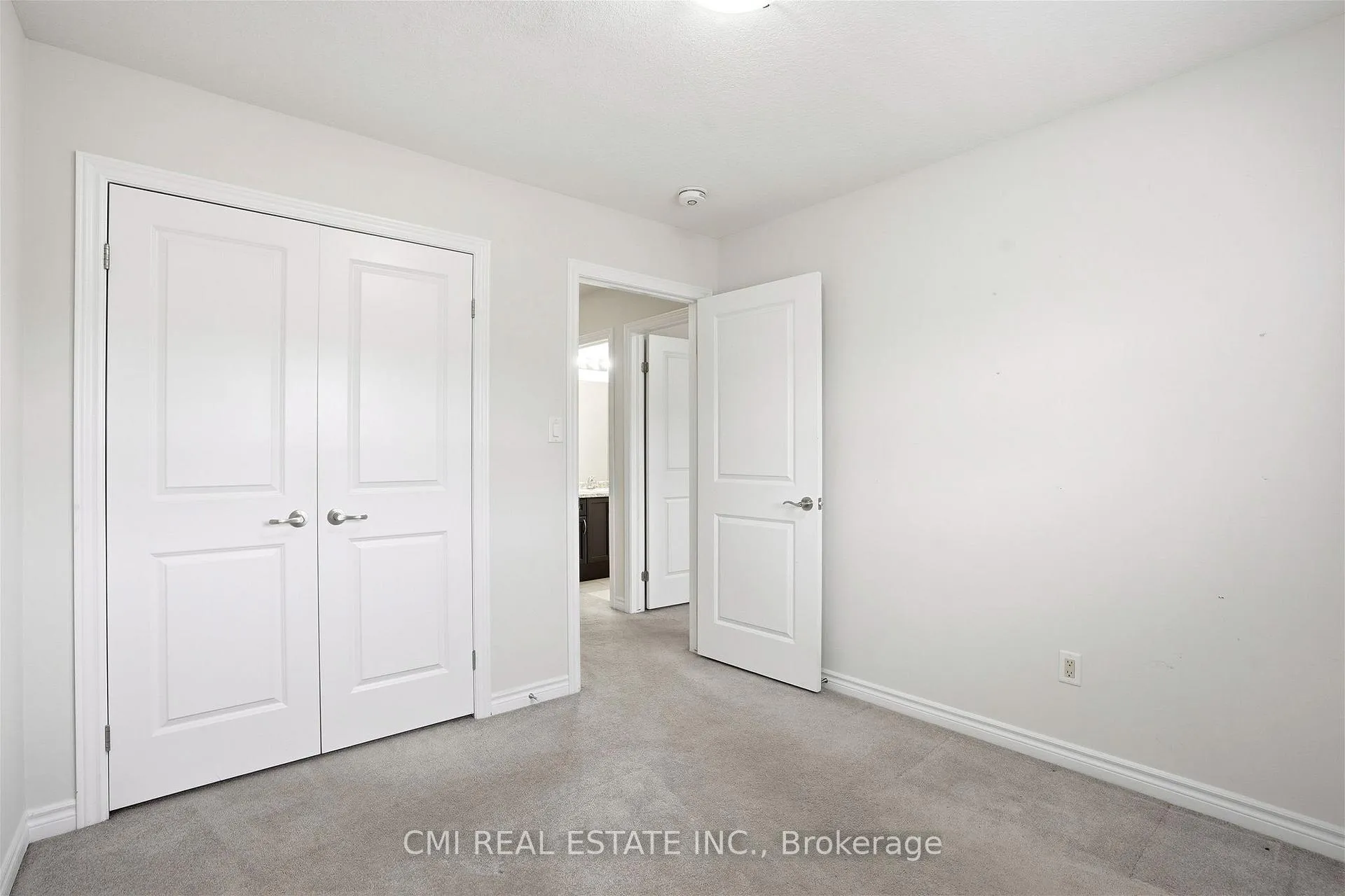 Photo 21 of 93 Penny Lane, Hamilton, Stoney Creek — HOMEH