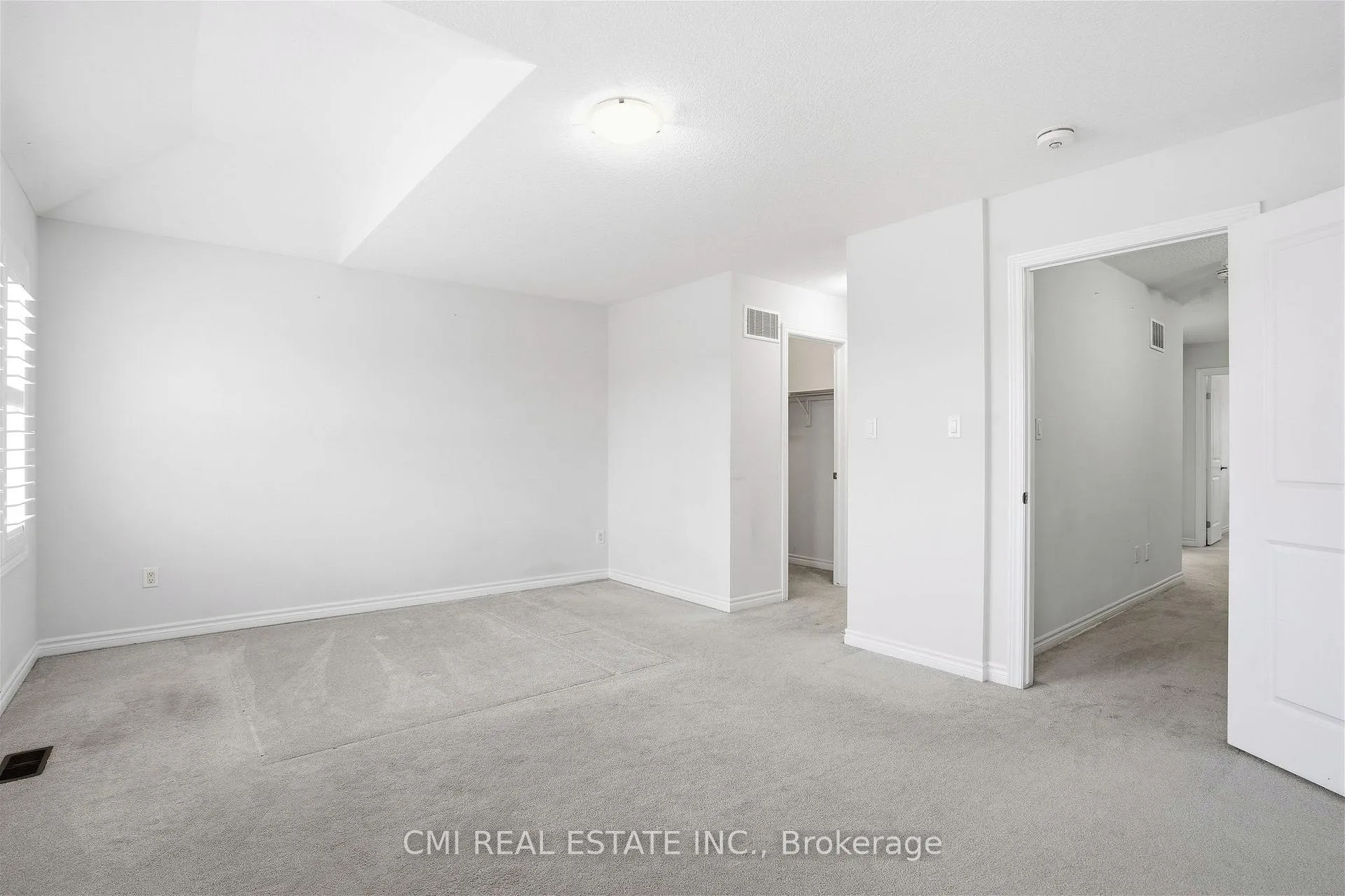 Photo 24 of 93 Penny Lane, Hamilton, Stoney Creek — HOMEH