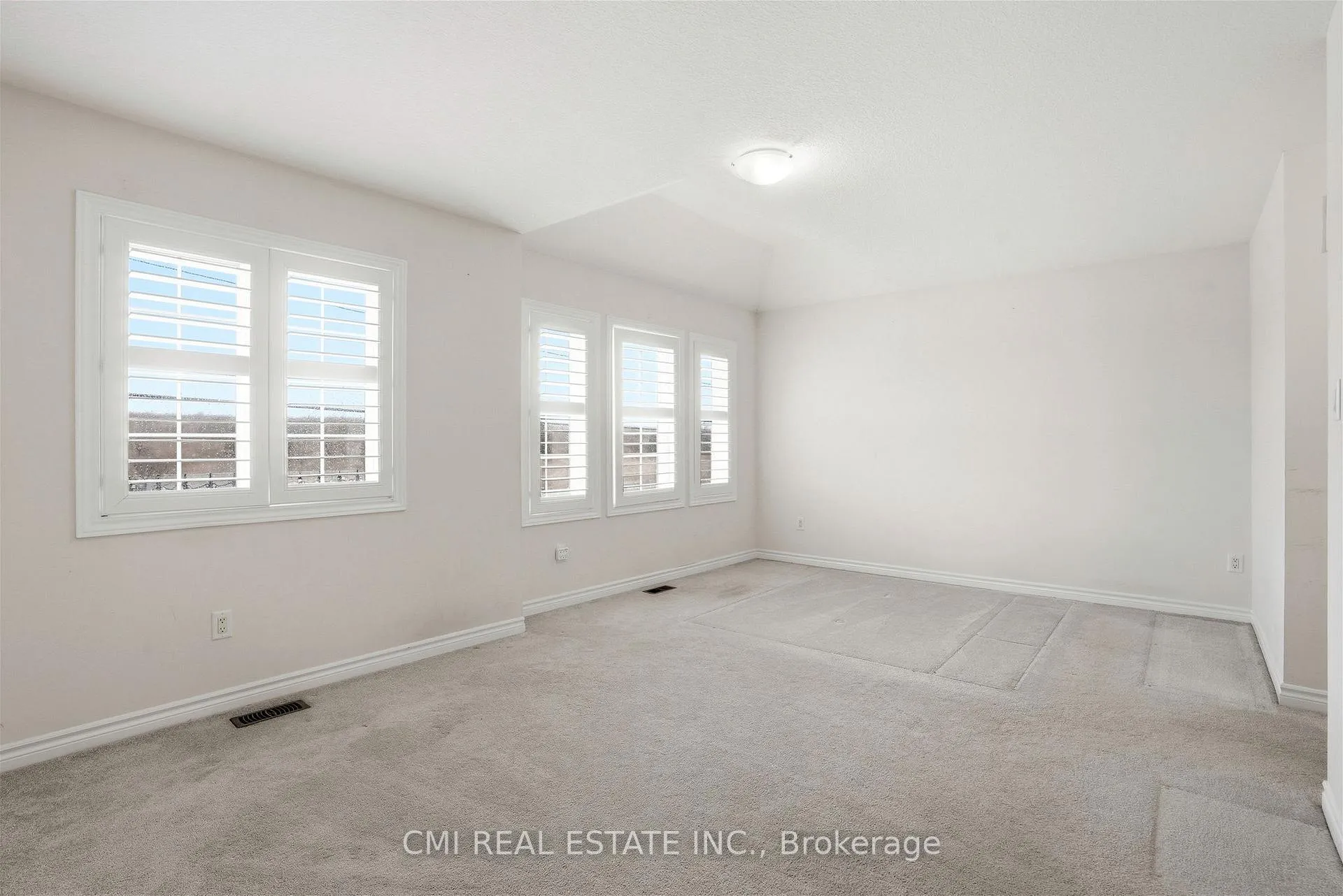 Photo 28 of 93 Penny Lane, Hamilton, Stoney Creek — HOMEH
