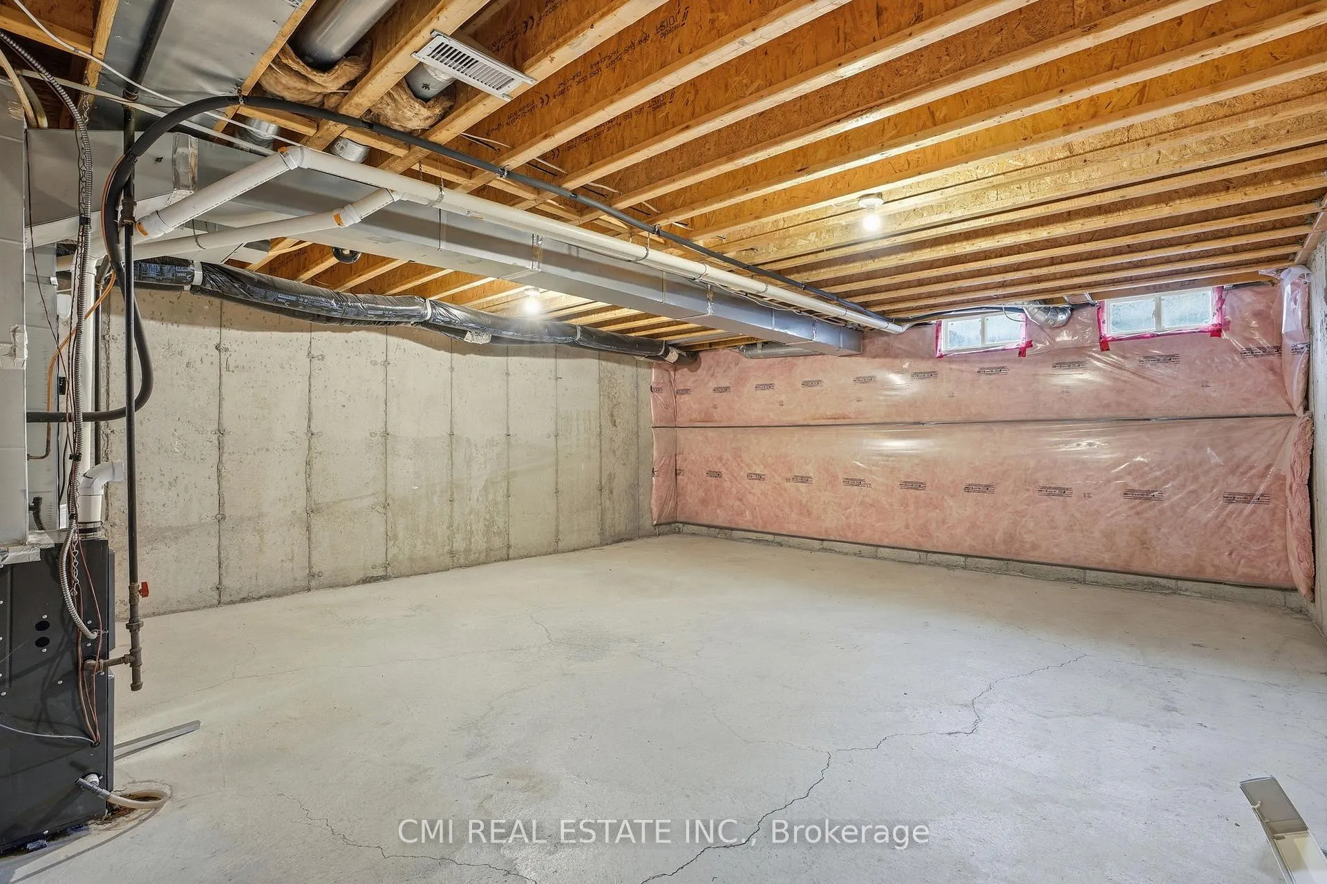 Photo 34 of 93 Penny Lane, Hamilton, Stoney Creek — HOMEH