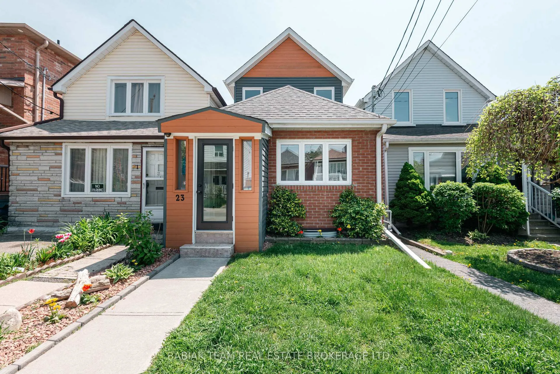 Photo 1 of 23 Teignmouth Avenue, Toronto, Caledonia-Fairbank — HOMEH