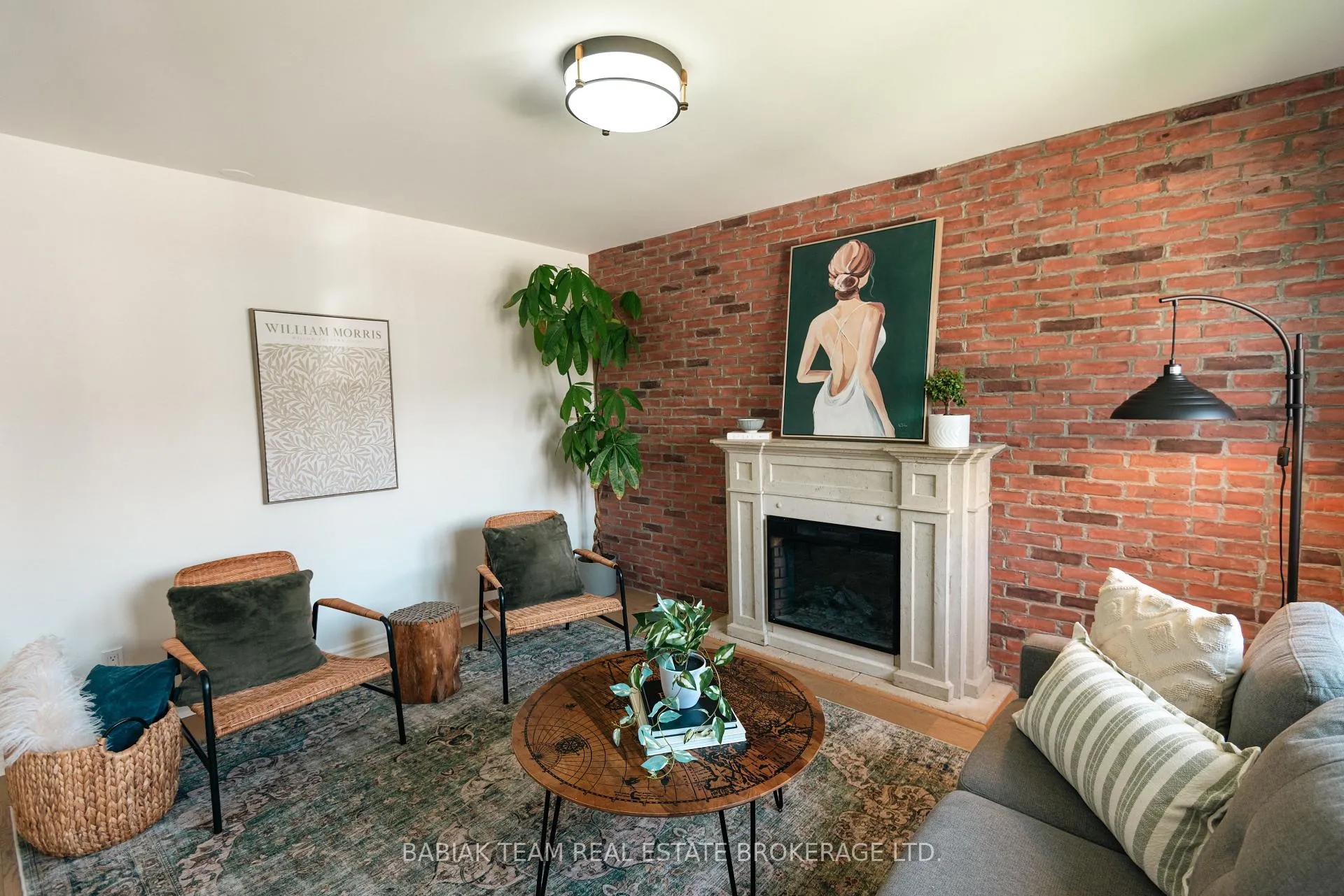 Photo 5 of 23 Teignmouth Avenue, Toronto, Caledonia-Fairbank — HOMEH