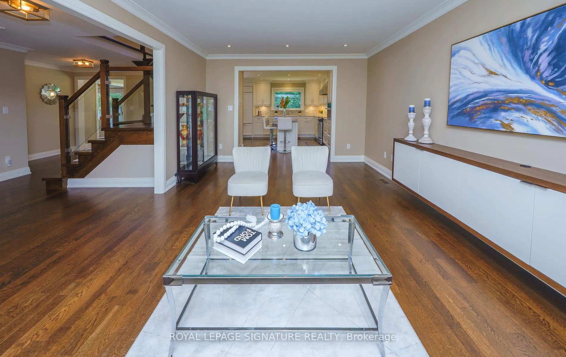 Photo 9 of 12 Abbeywood Trail, North York, Banbury-Don Mills — HOMEH