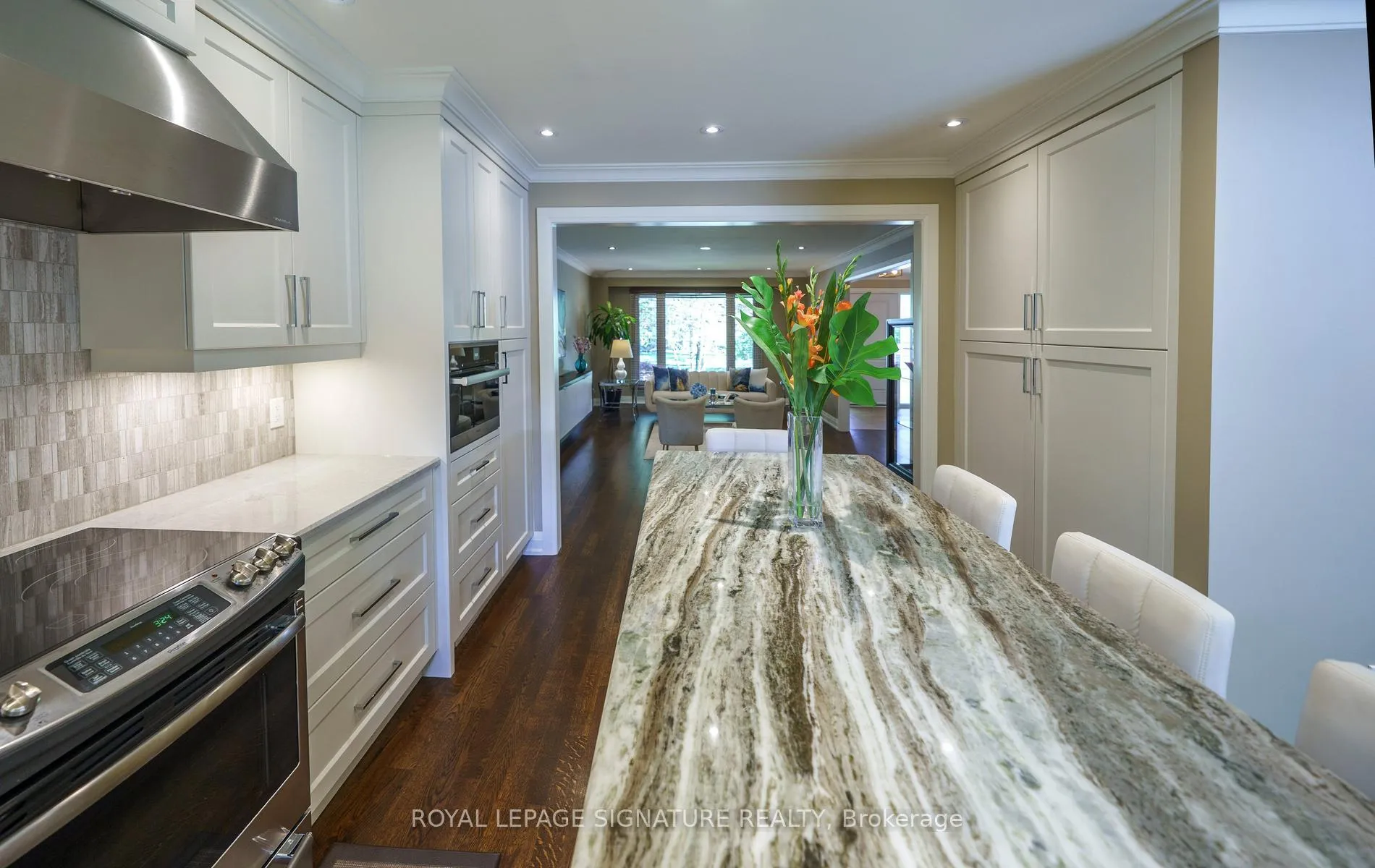 Photo 11 of 12 Abbeywood Trail, North York, Banbury-Don Mills — HOMEH