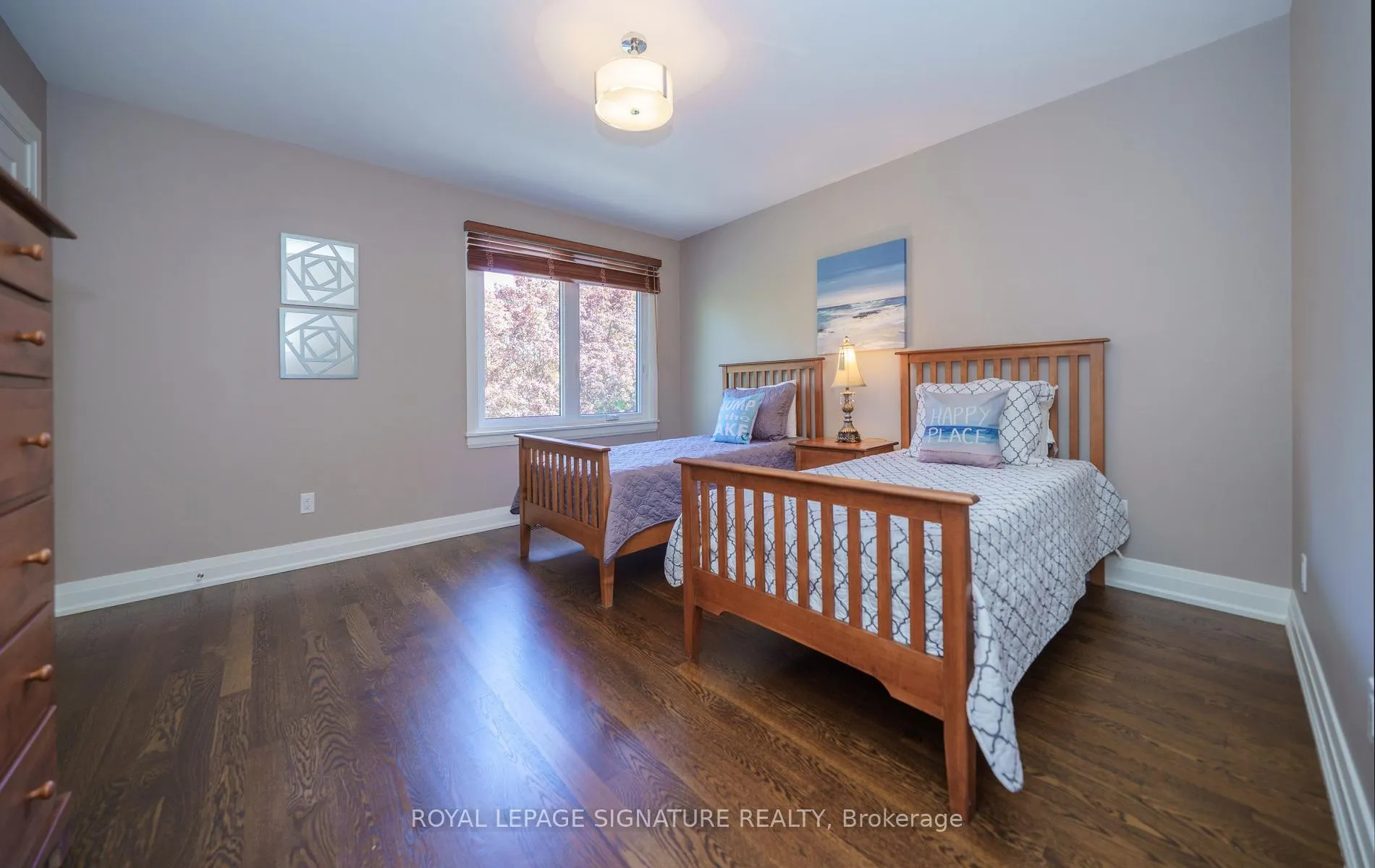 Photo 24 of 12 Abbeywood Trail, North York, Banbury-Don Mills — HOMEH