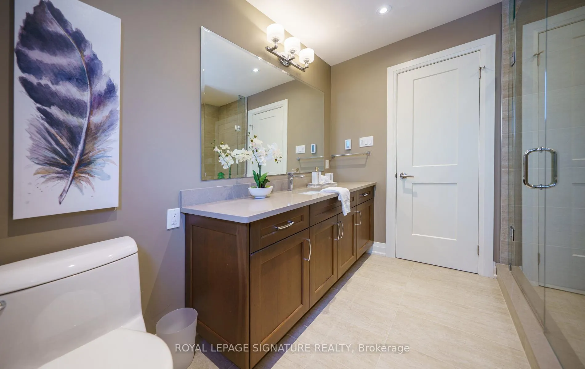 Photo 28 of 12 Abbeywood Trail, North York, Banbury-Don Mills — HOMEH