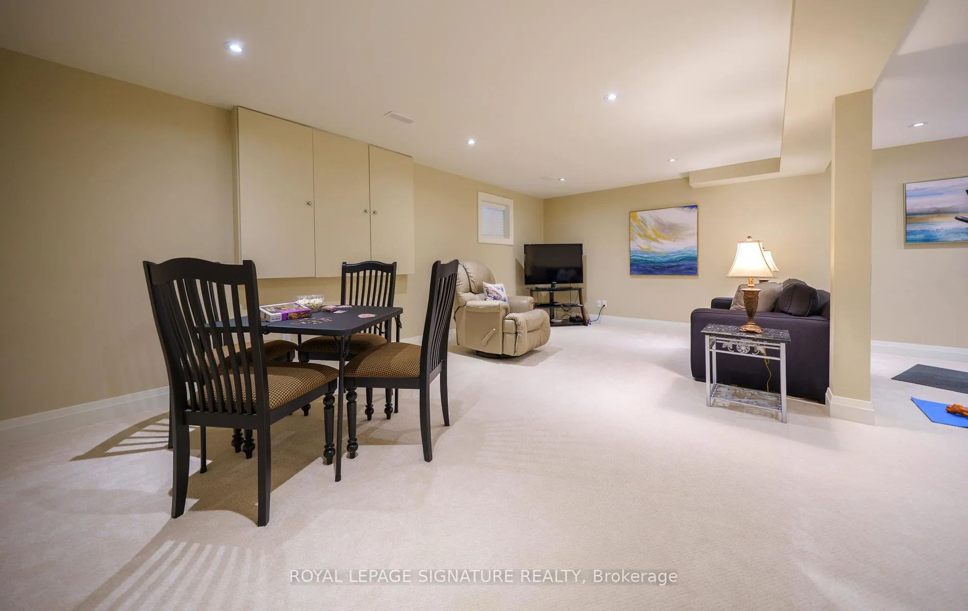 Photo 35 of 12 Abbeywood Trail, North York, Banbury-Don Mills — HOMEH