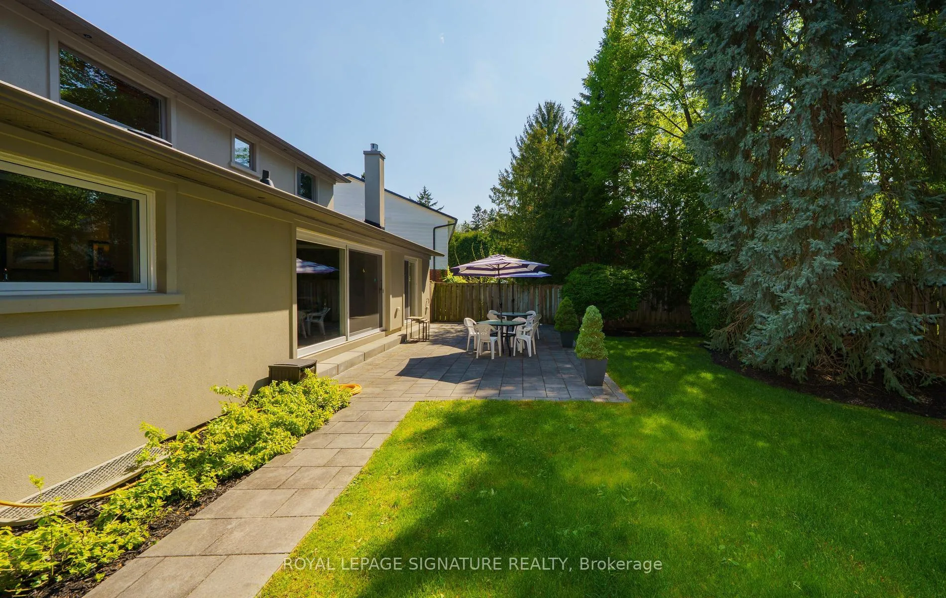 Photo 43 of 12 Abbeywood Trail, North York, Banbury-Don Mills — HOMEH