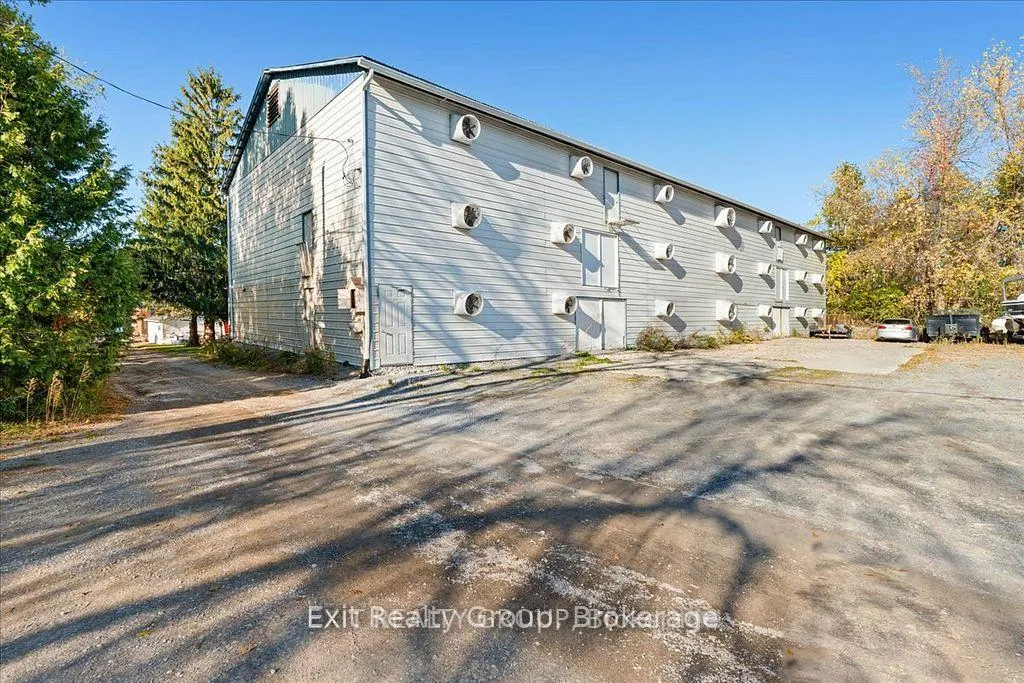 Photo 39 of 2421 County Rd 3, Prince Edward County, Ameliasburg Ward — HOMEH