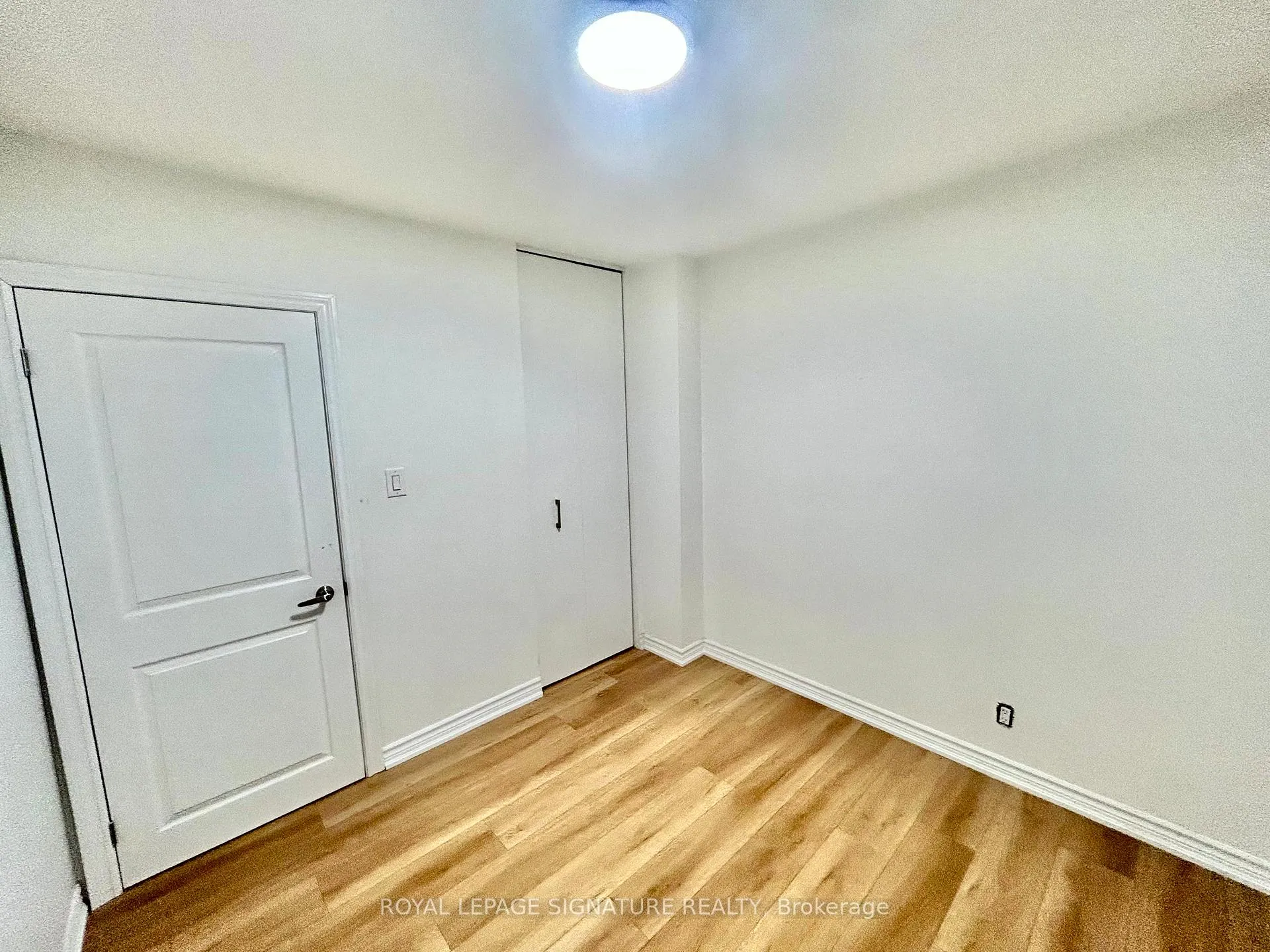 Photo 11 of 14 Glentworth Road, North York, Don Valley Village — HOMEH