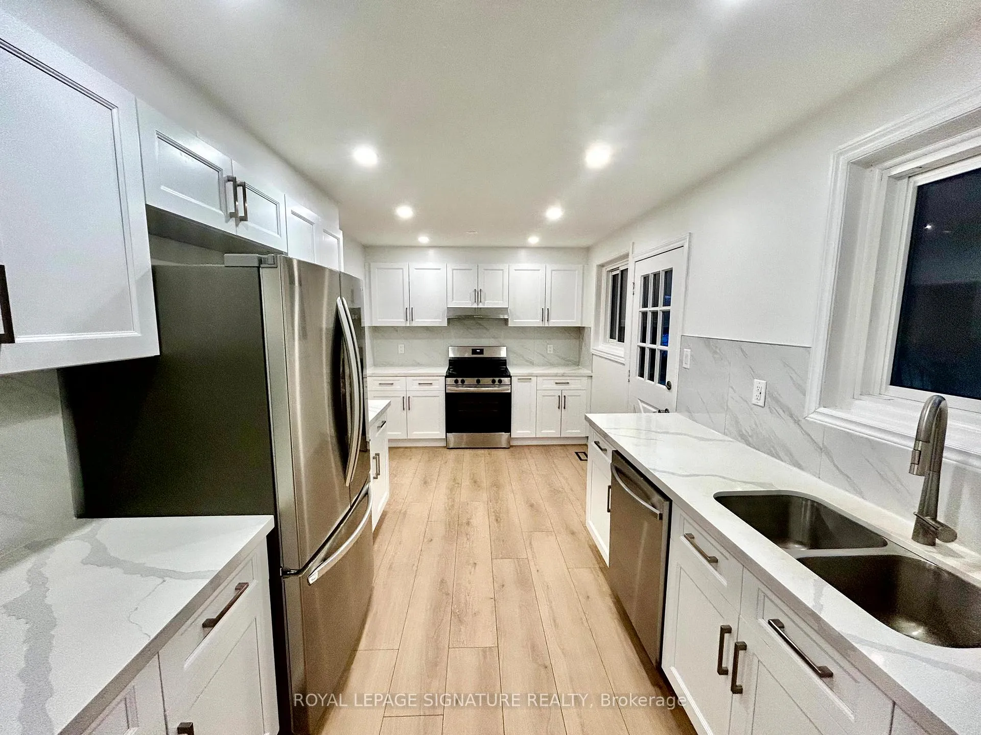 Photo 19 of 14 Glentworth Road, North York, Don Valley Village — HOMEH