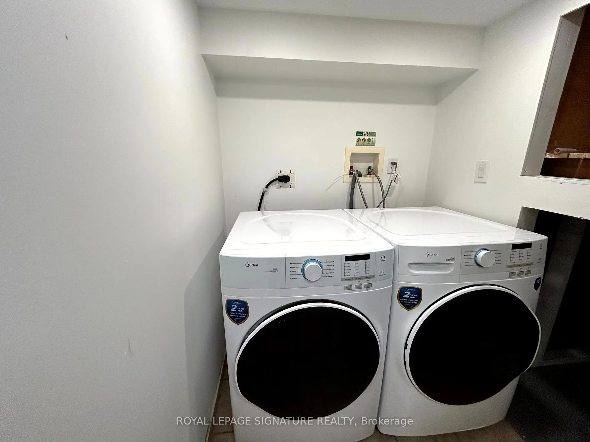 Photo 25 of 14 Glentworth Road, North York, Don Valley Village — HOMEH