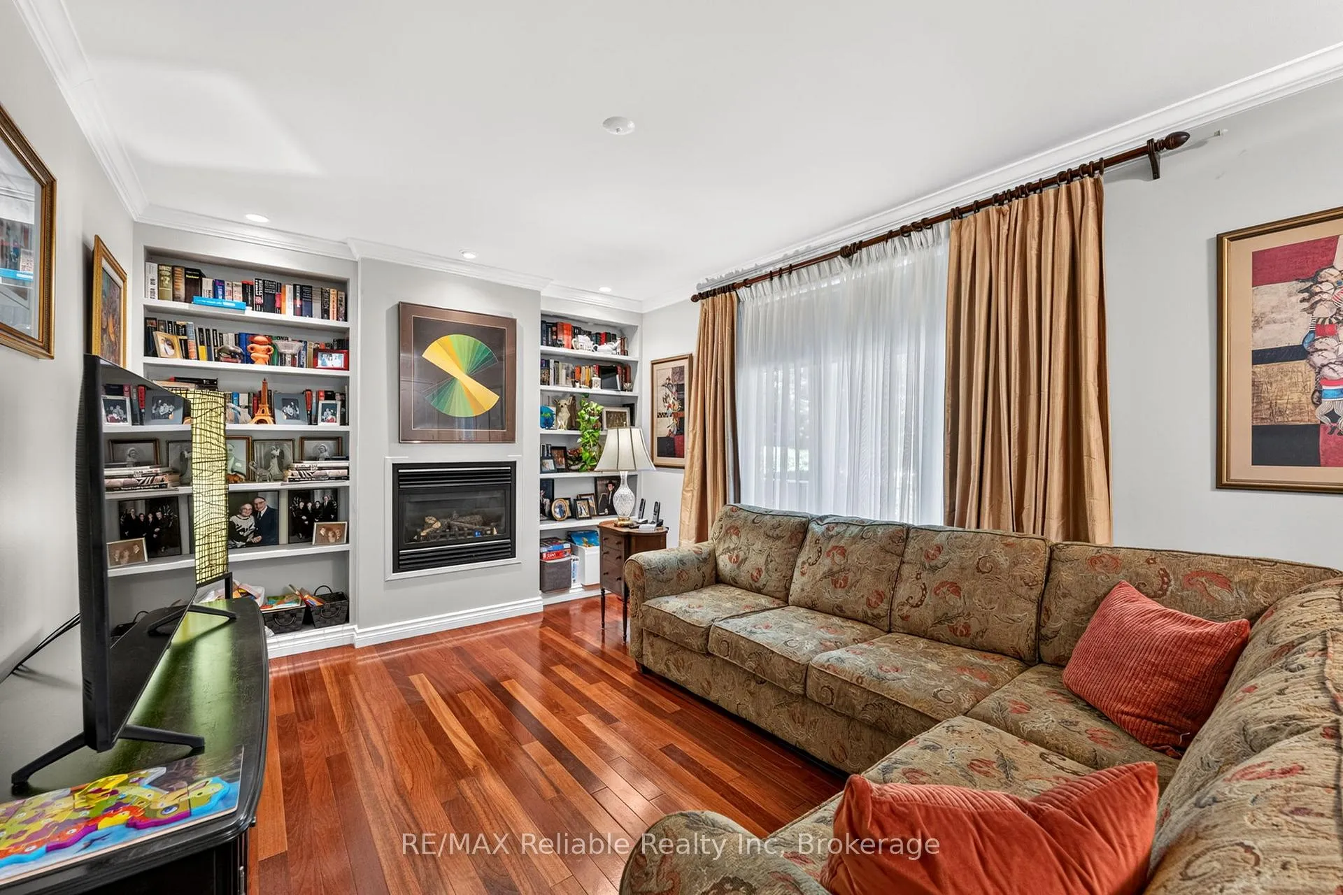 Photo 4 of 13 Blair Street, Bluewater, Bayfield — HOMEH