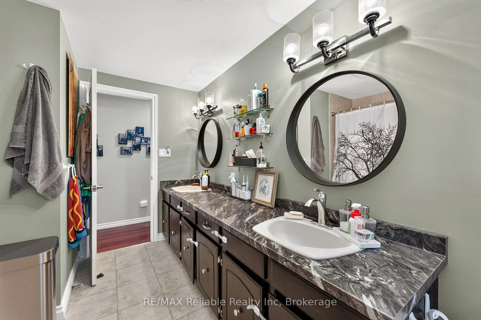 Photo 16 of 13 Blair Street, Bluewater, Bayfield — HOMEH