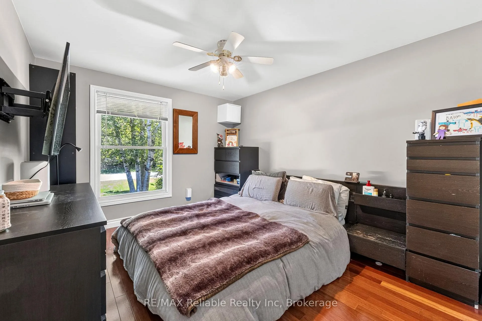 Photo 19 of 13 Blair Street, Bluewater, Bayfield — HOMEH