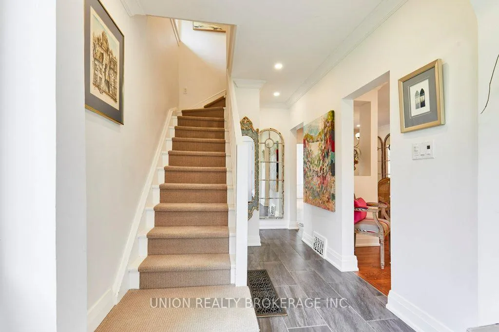 Photo 3 of 91 Eighth Street, Etobicoke, New Toronto — HOMEH