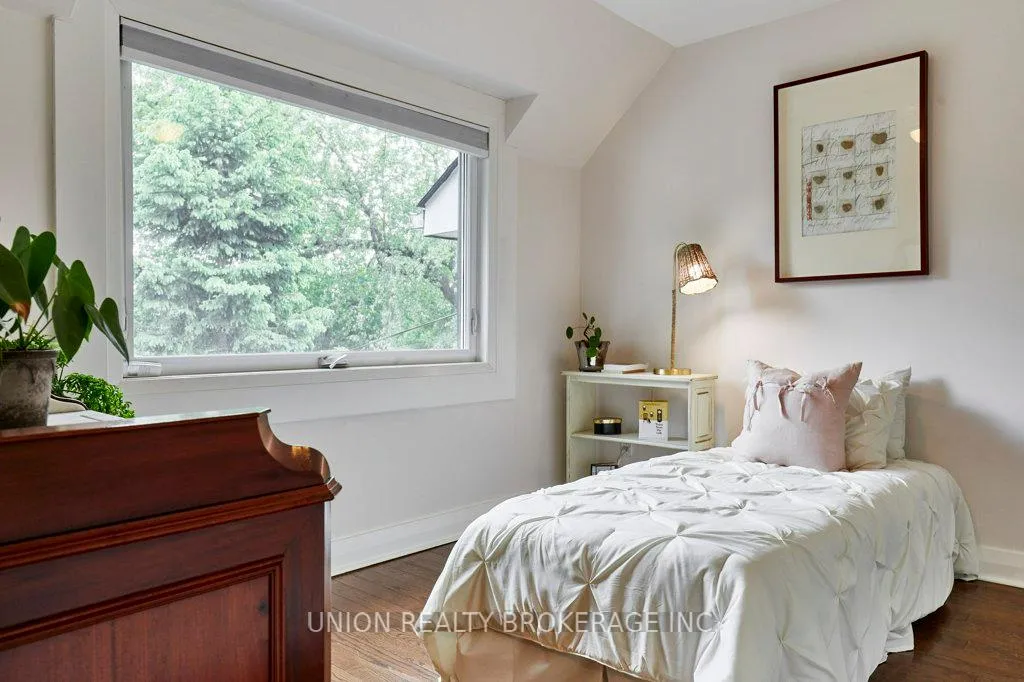 Photo 23 of 91 Eighth Street, Etobicoke, New Toronto — HOMEH