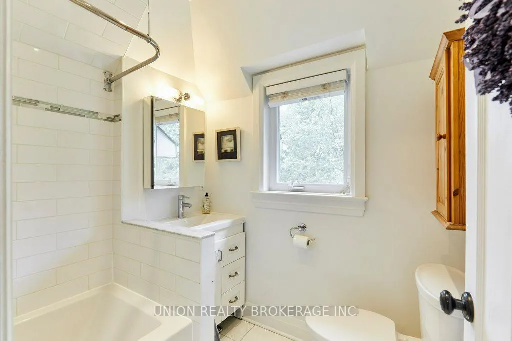 Photo 26 of 91 Eighth Street, Etobicoke, New Toronto — HOMEH