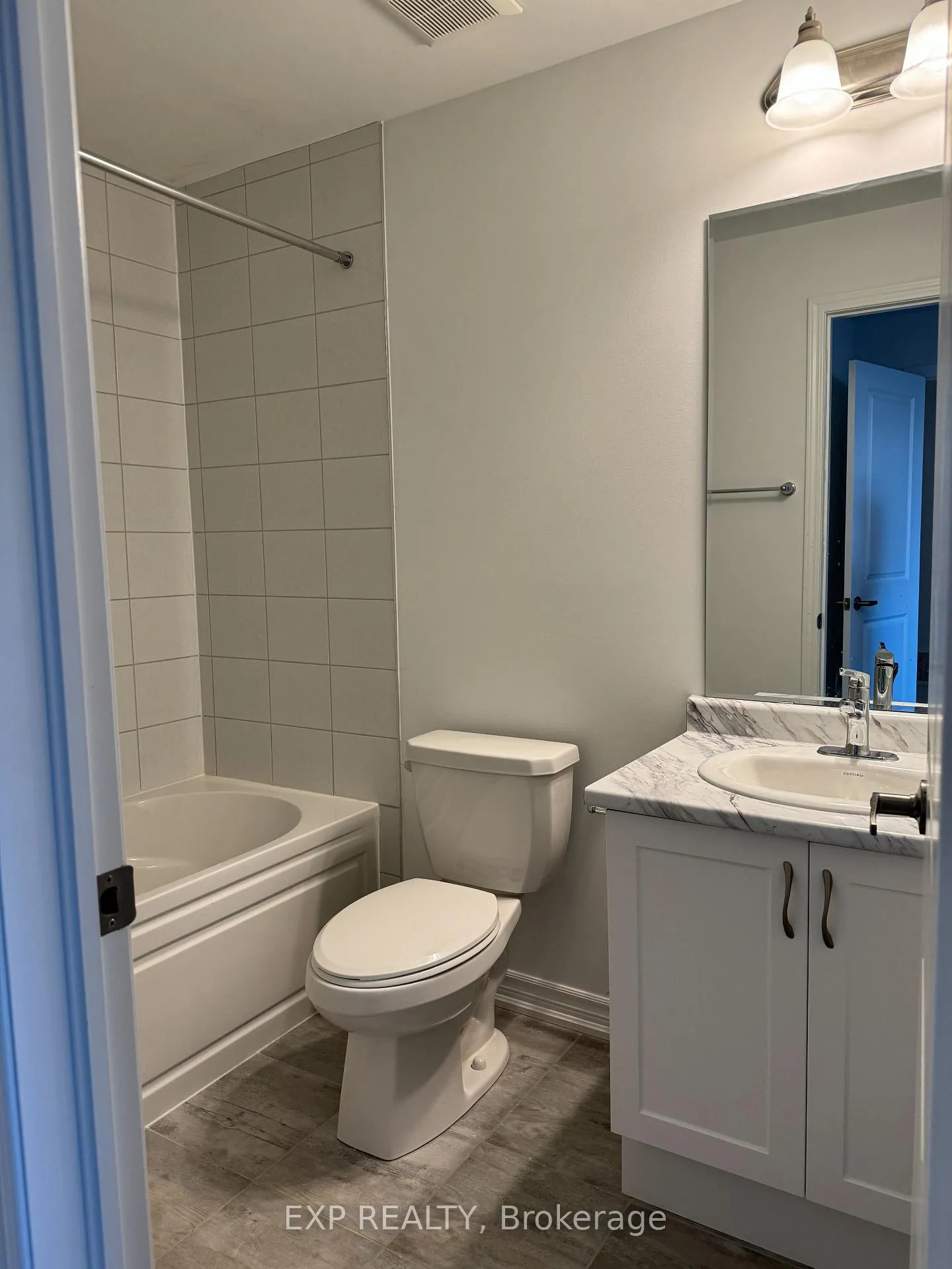 Photo 14 of 172 Kepple Circle E, Brampton, Northwest Brampton — HOMEH