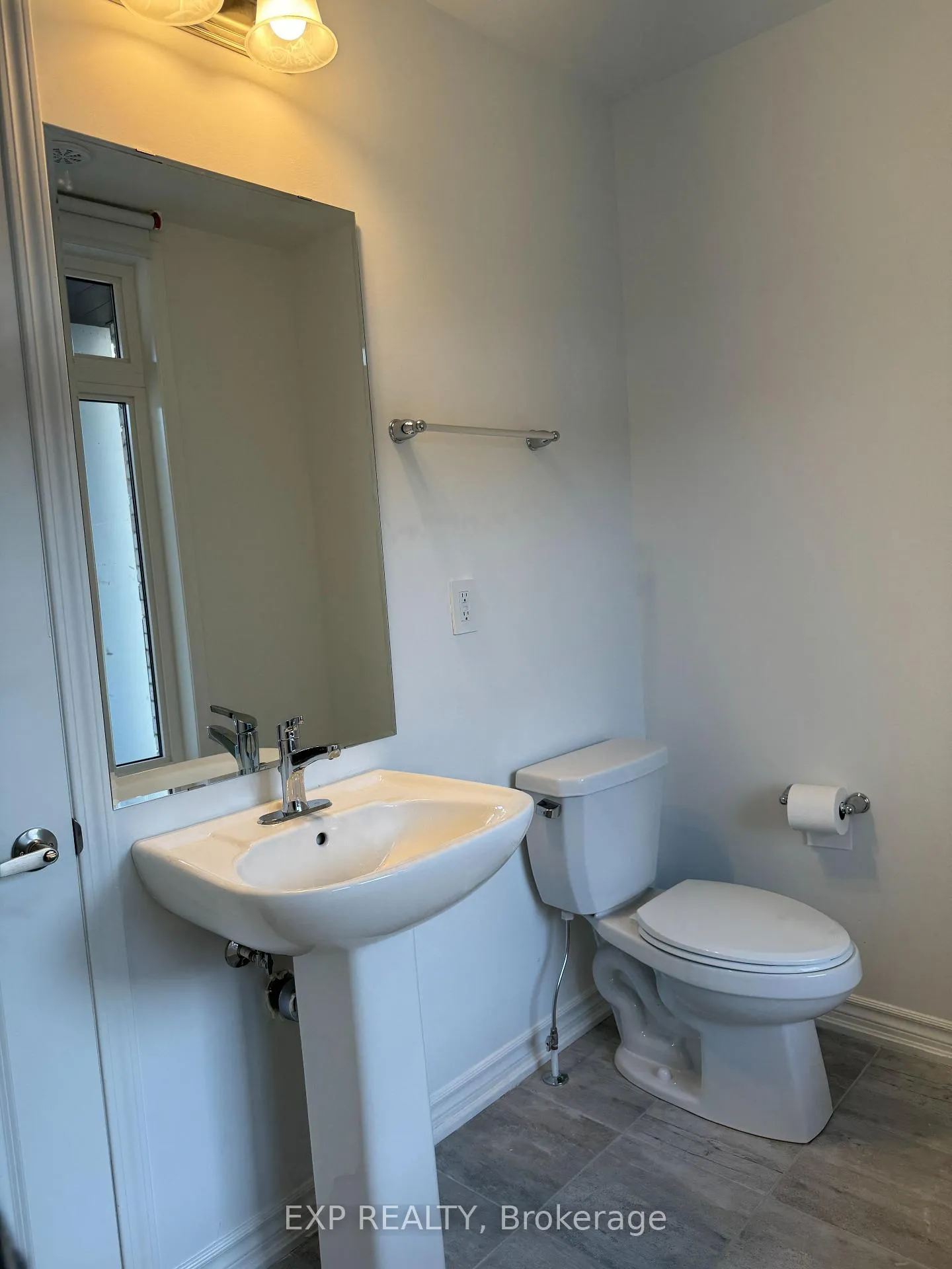 Photo 17 of 172 Kepple Circle E, Brampton, Northwest Brampton — HOMEH