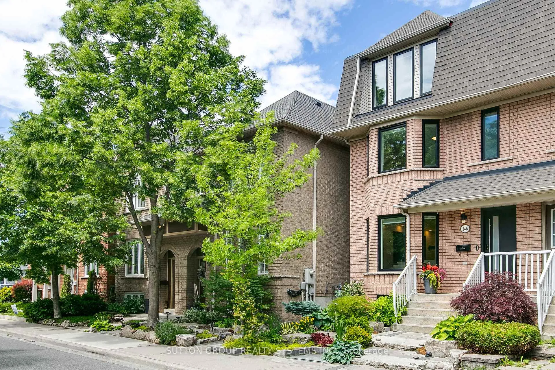 Photo 3 of 146 Tarragona Boulevard, Toronto, Junction Area — HOMEH