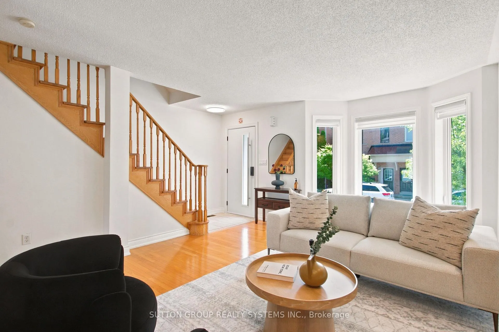 Photo 8 of 146 Tarragona Boulevard, Toronto, Junction Area — HOMEH