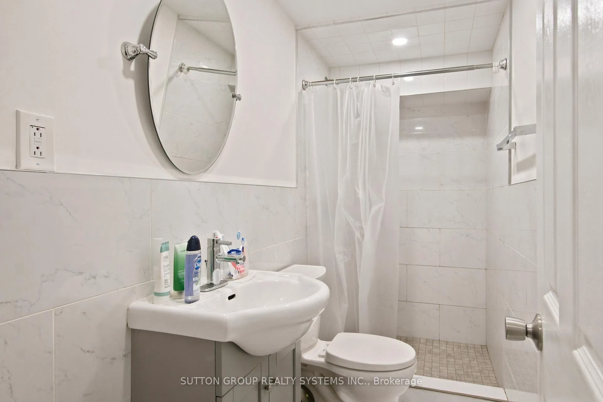 Photo 33 of 146 Tarragona Boulevard, Toronto, Junction Area — HOMEH