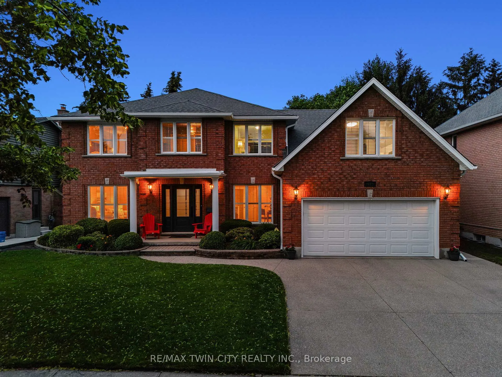 Photo 1 of 612 Stonebury Crescent, Waterloo — HOMEH