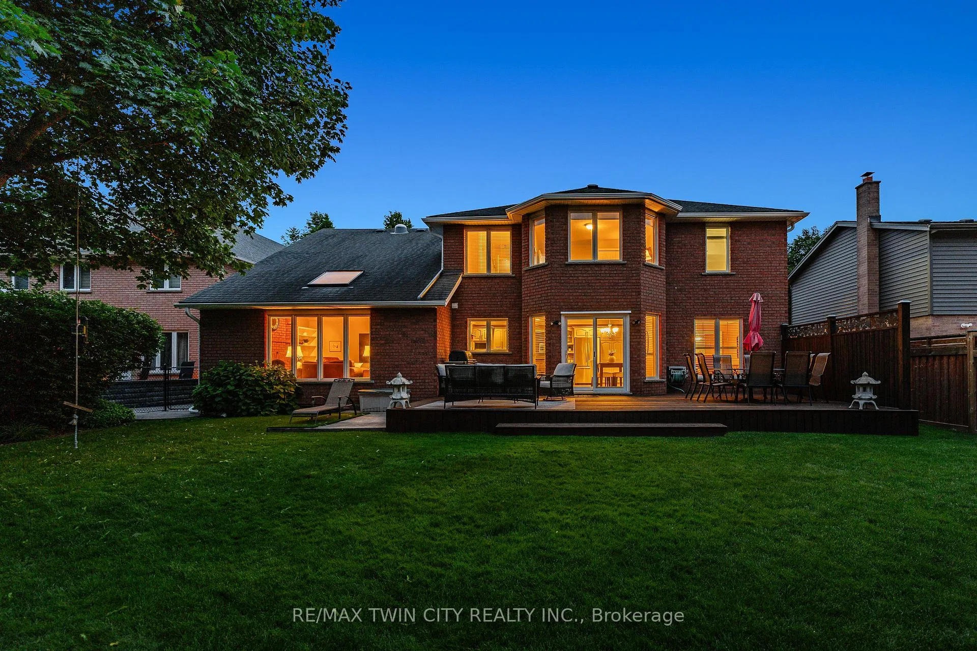 Photo 41 of 612 Stonebury Crescent, Waterloo — HOMEH