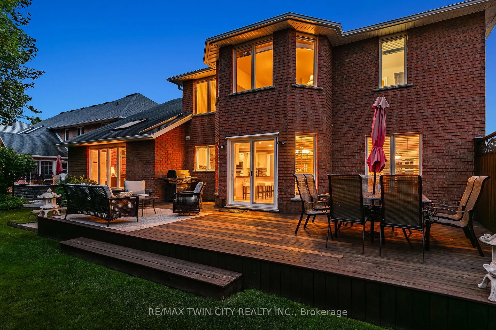 Photo 43 of 612 Stonebury Crescent, Waterloo — HOMEH