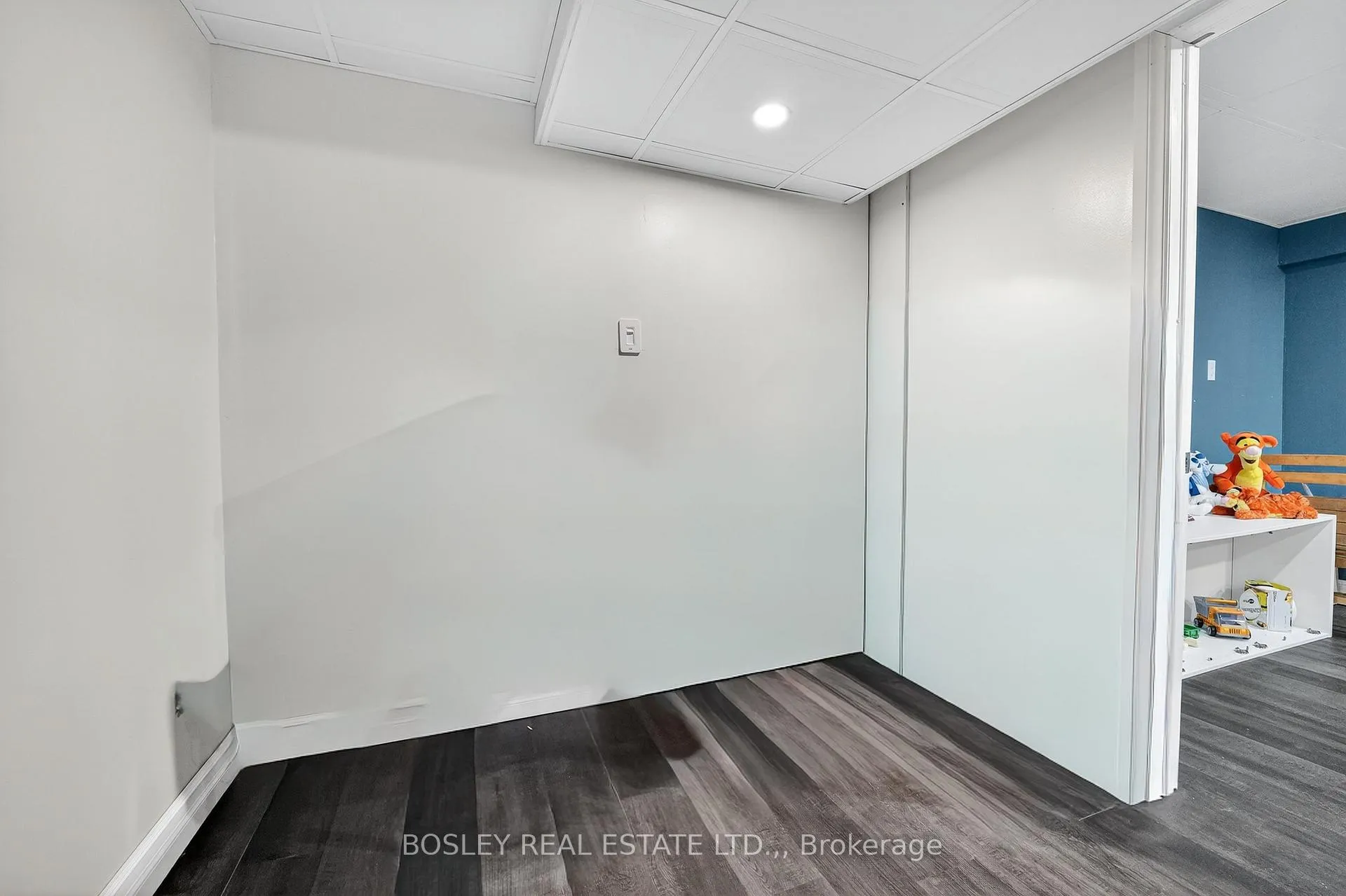 Photo 35 of Unit 10, 6263 Valley Way, Niagara Falls, Morrison — HOMEH