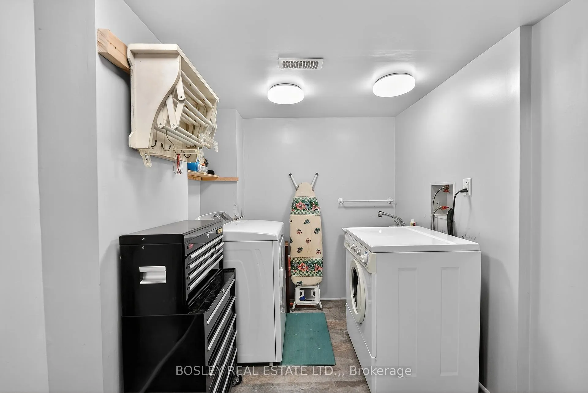 Photo 36 of Unit 10, 6263 Valley Way, Niagara Falls, Morrison — HOMEH