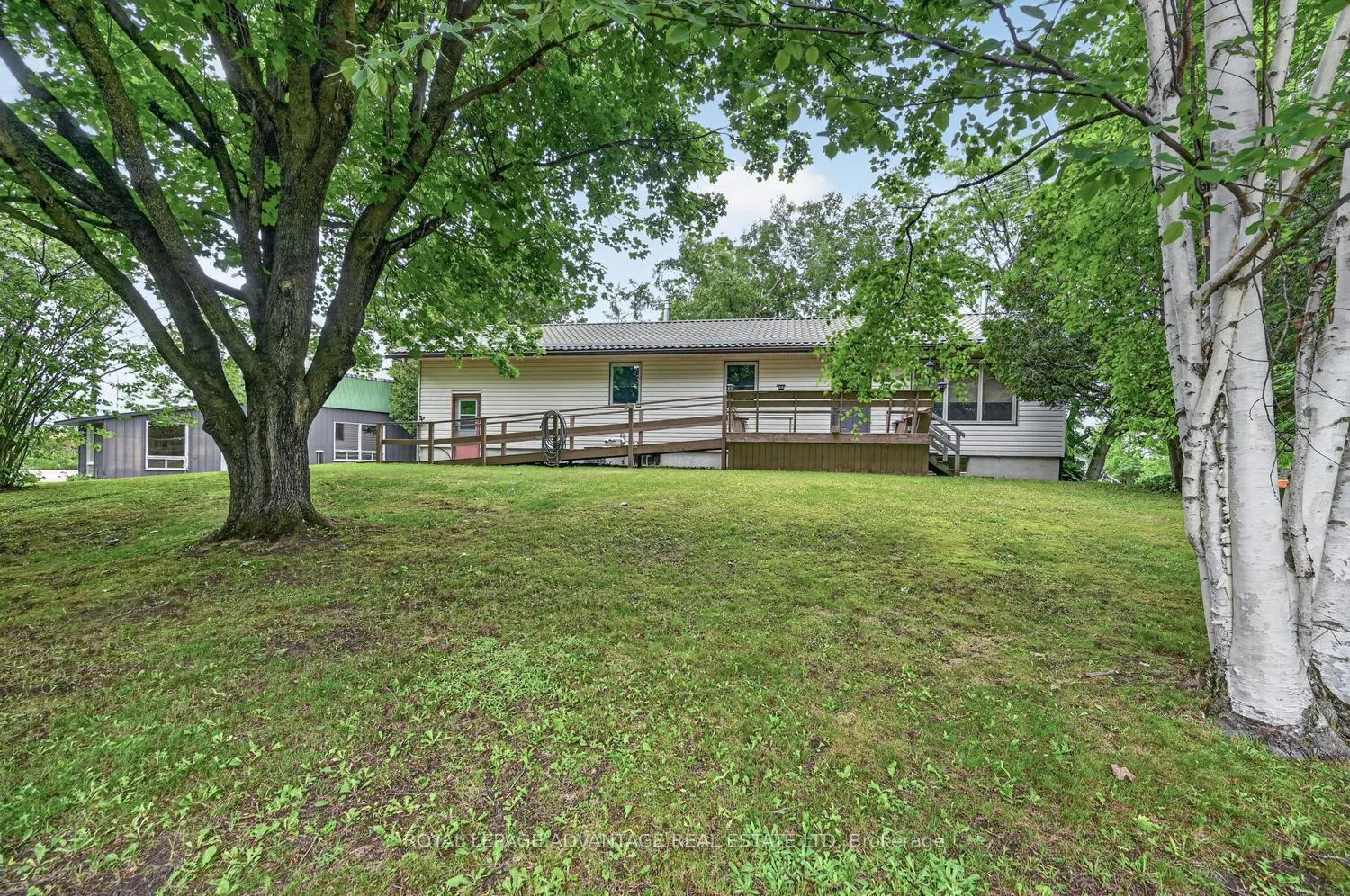 Photo 7 of 83 Broadview Avenue W, Rideau Lakes, Rideau Lakes (South Elmsley) Twp — HOMEH