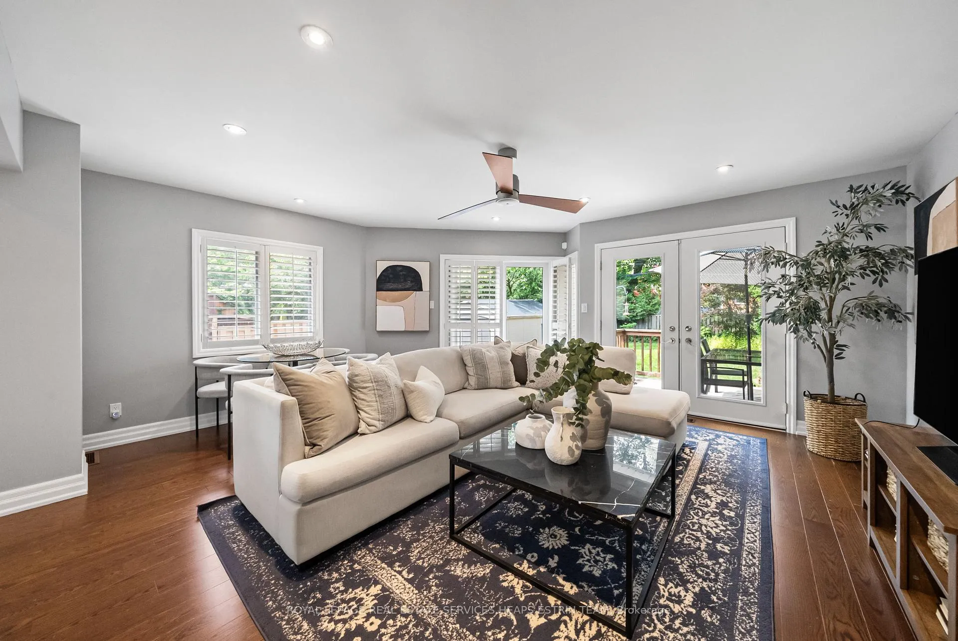 Photo 14 of 502 Sutherland Drive, Toronto, Leaside — HOMEH