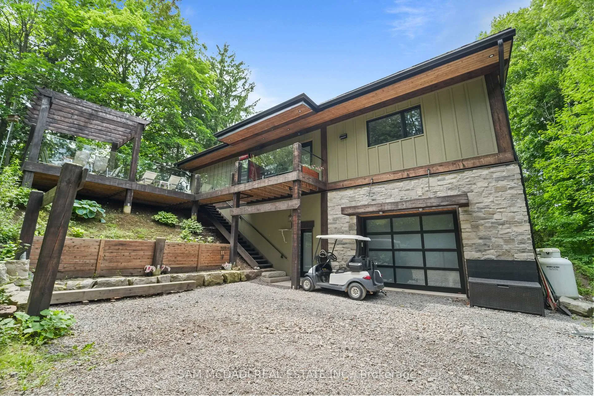 Photo 46 of 2084 Grand Boulevard, Burlington, Rural Burlington — HOMEH