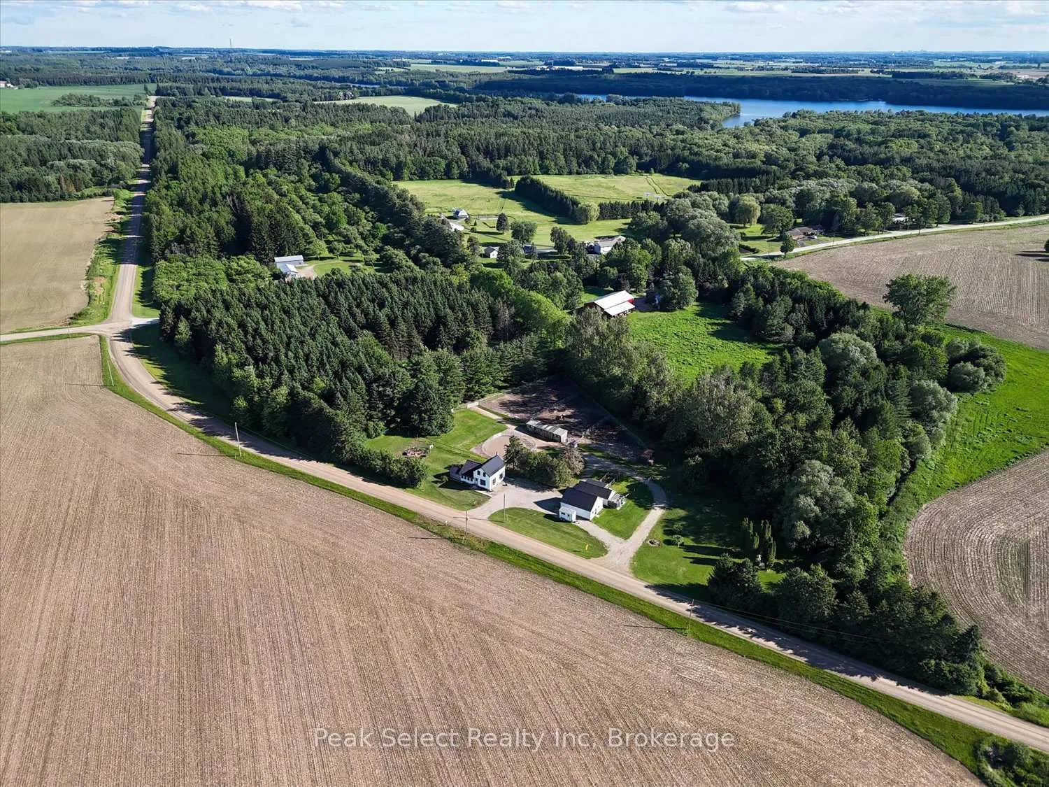 Photo 33 of 3974 15 Line, Perth South, Downie — HOMEH